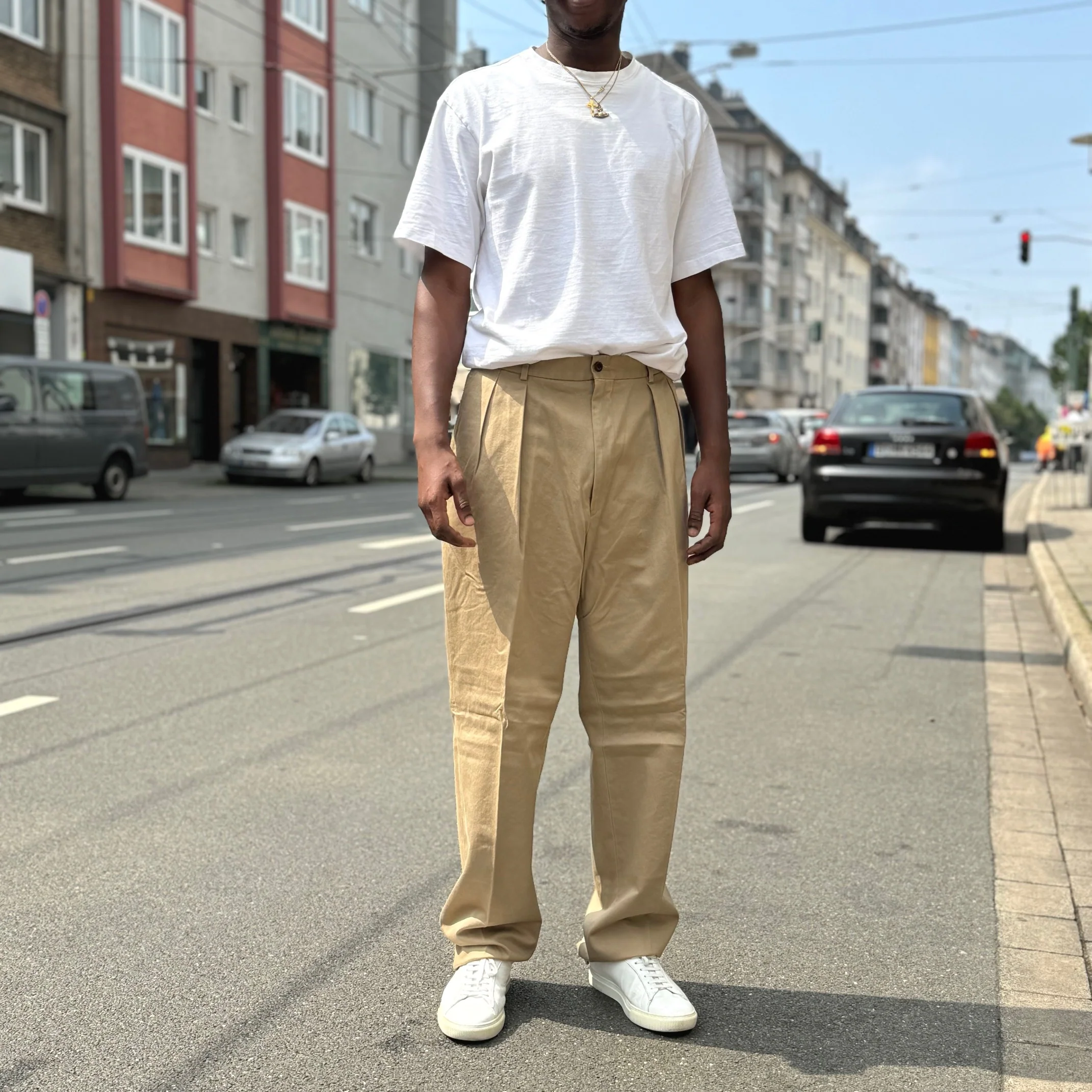 neat | neat chino beige - Image 3