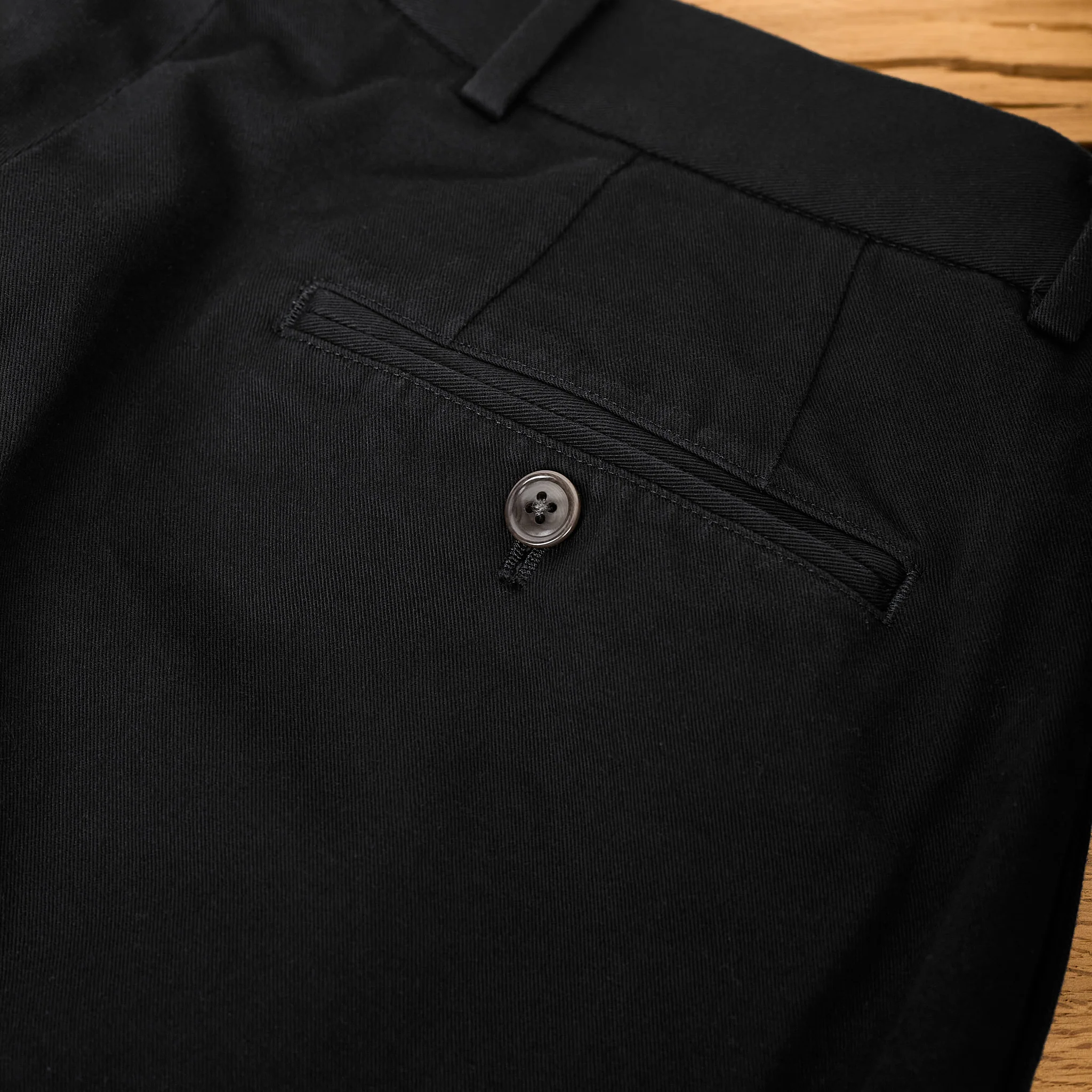 neat | neat chino black - Image 6