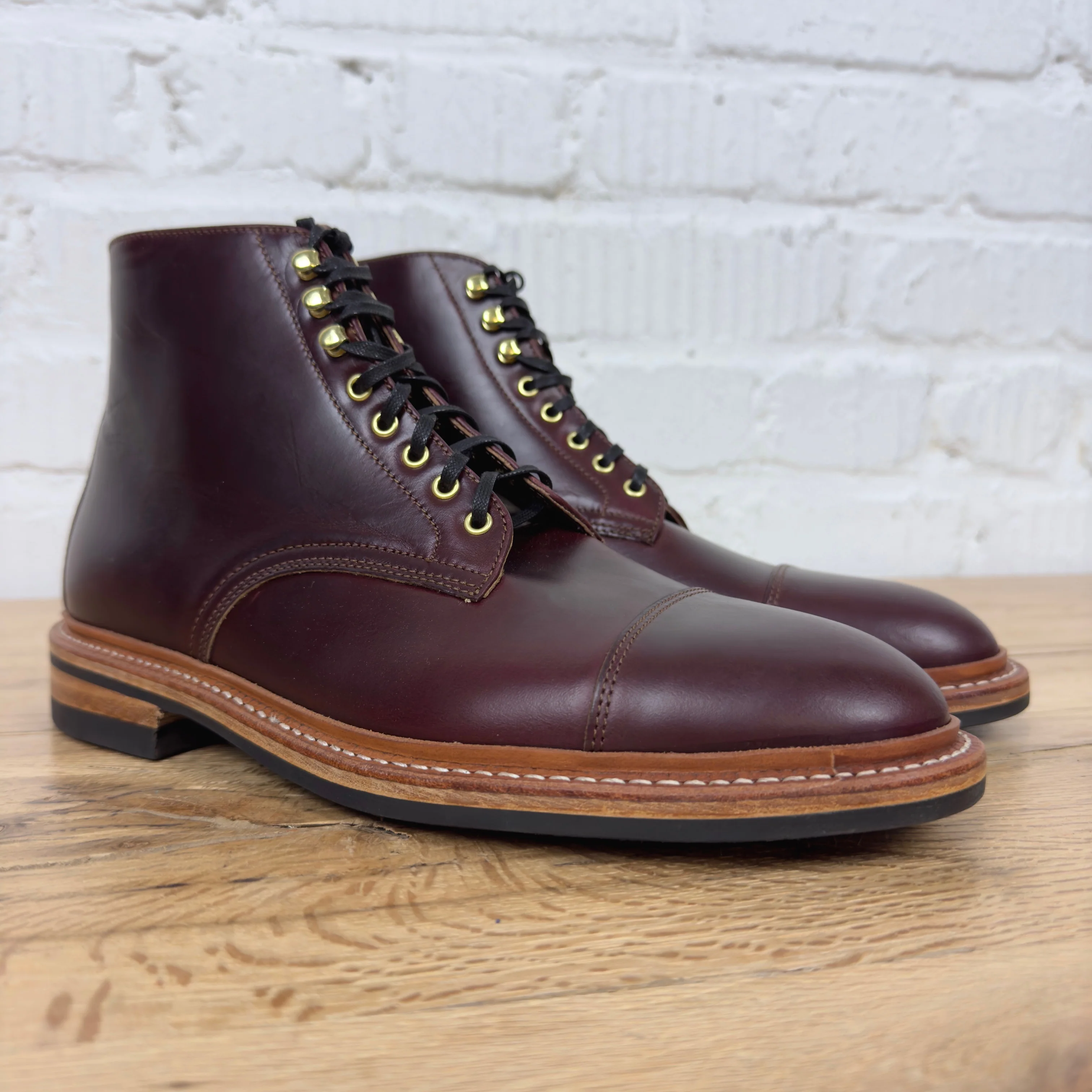oak street bootmakers | color 8 dainite cap-toe lakeshore boot - Image 2