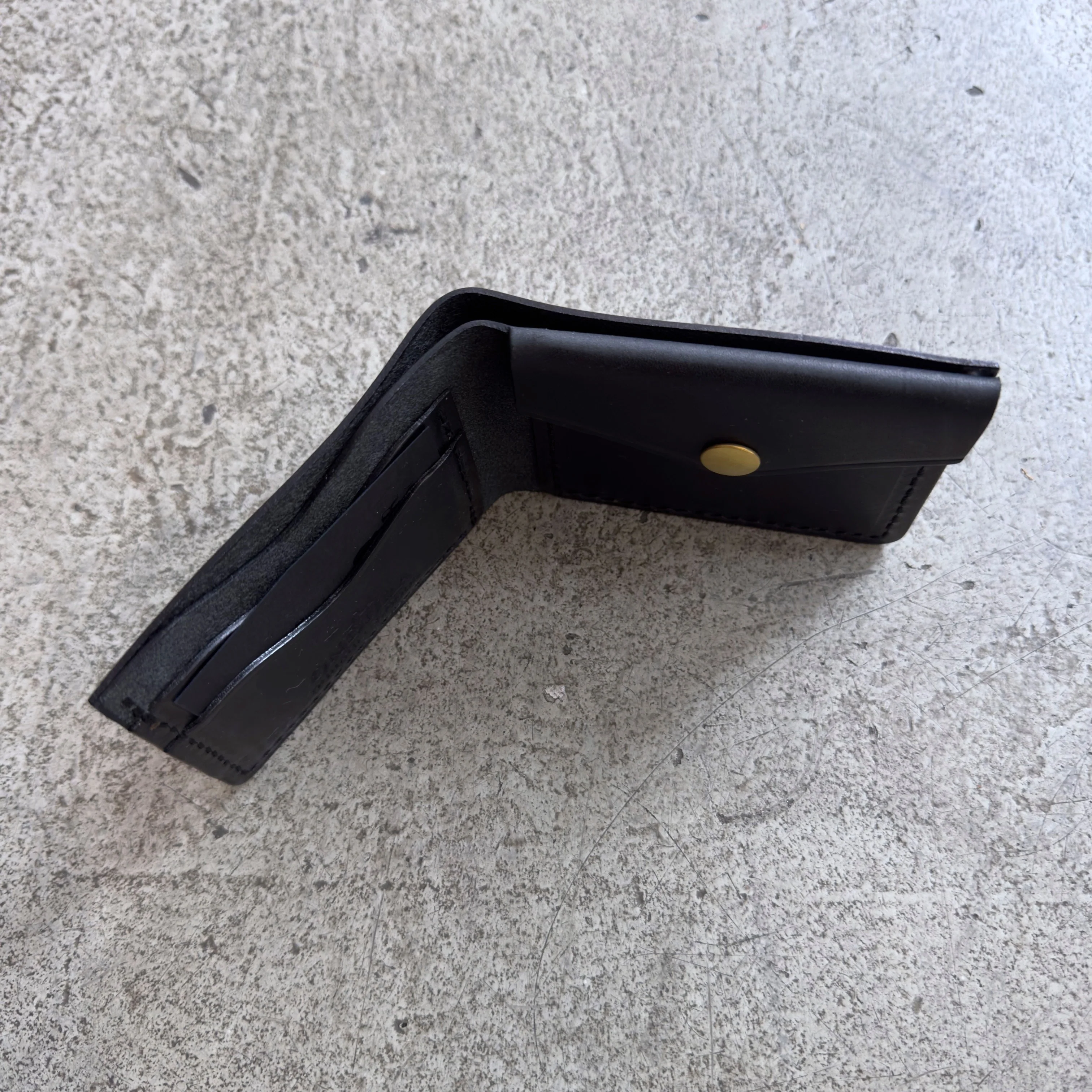 ondura durable goods | bifold coin wallet black - Image 4