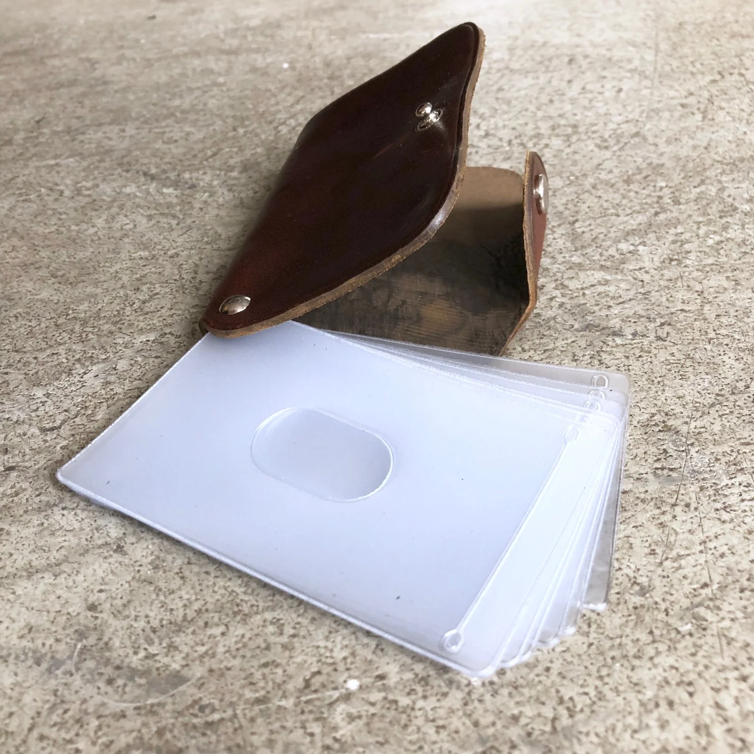 phigvel makers co. | card case brown - Image 3