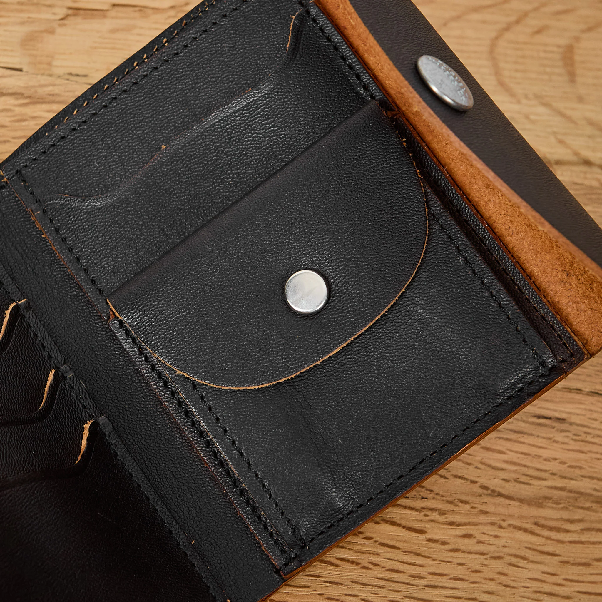 phigvel makers co. | short wallet black - Image 3