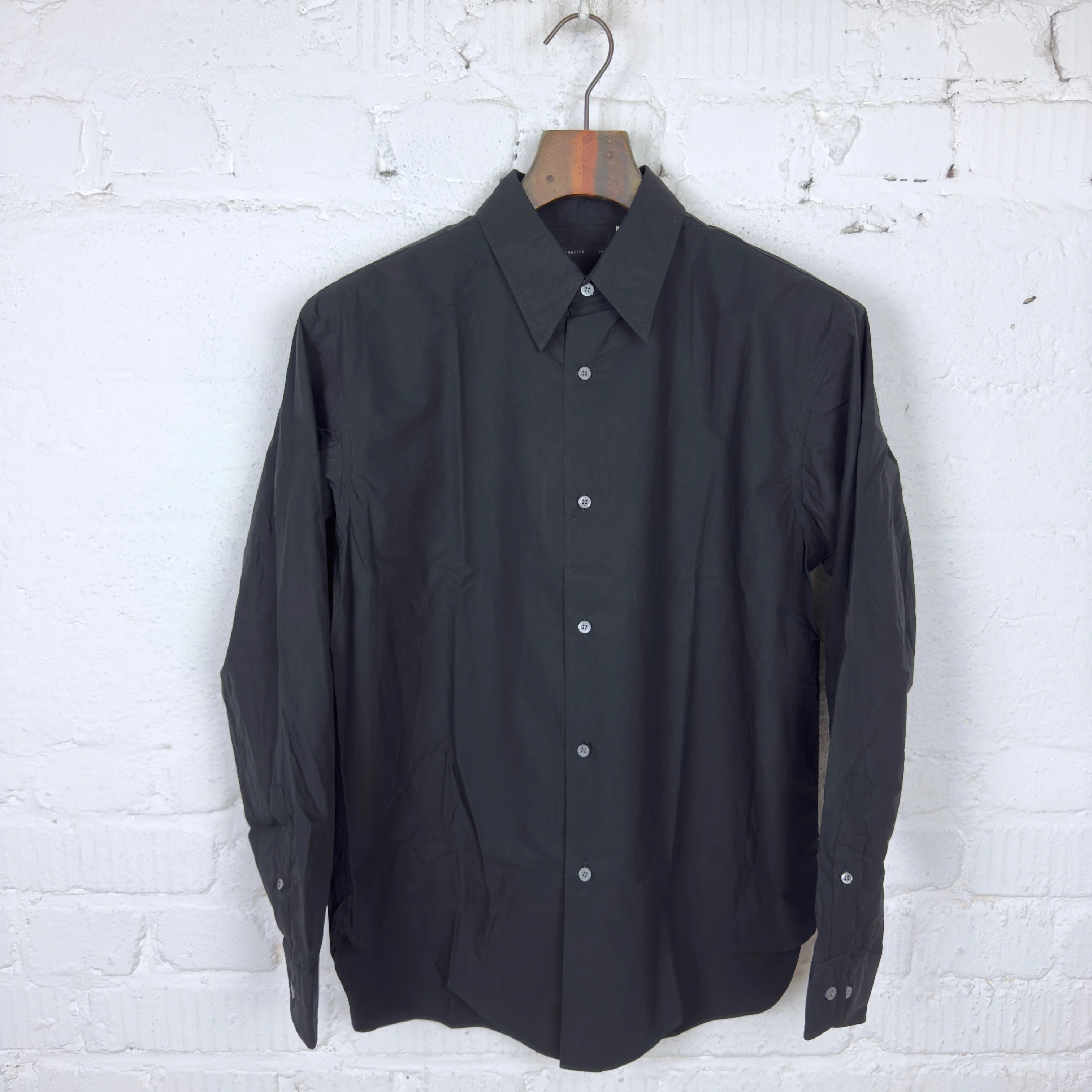 phigvel makers co. x lady white co. | military dress shirt - faded black