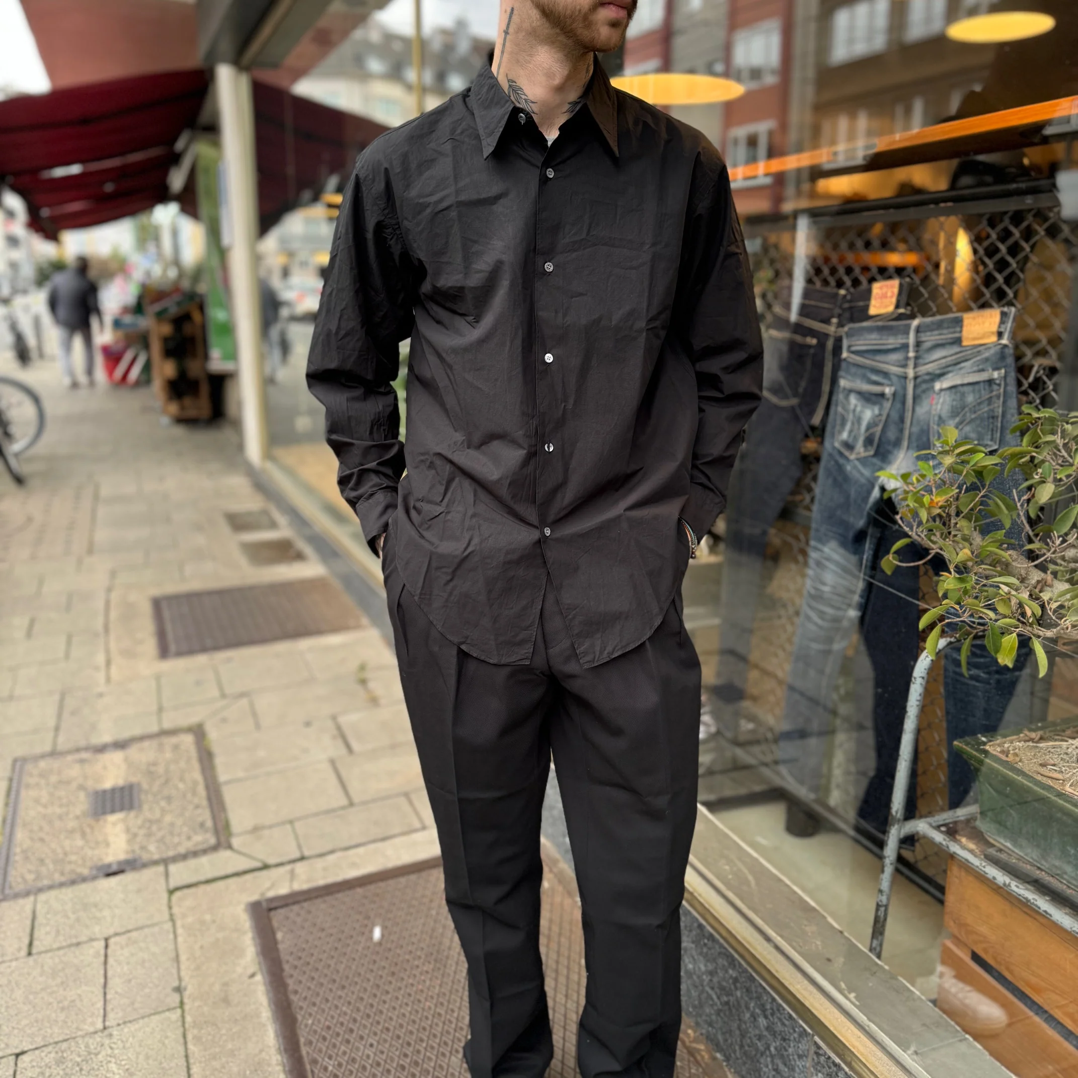 phigvel makers co. x lady white co. | military dress shirt - faded black - Image 3