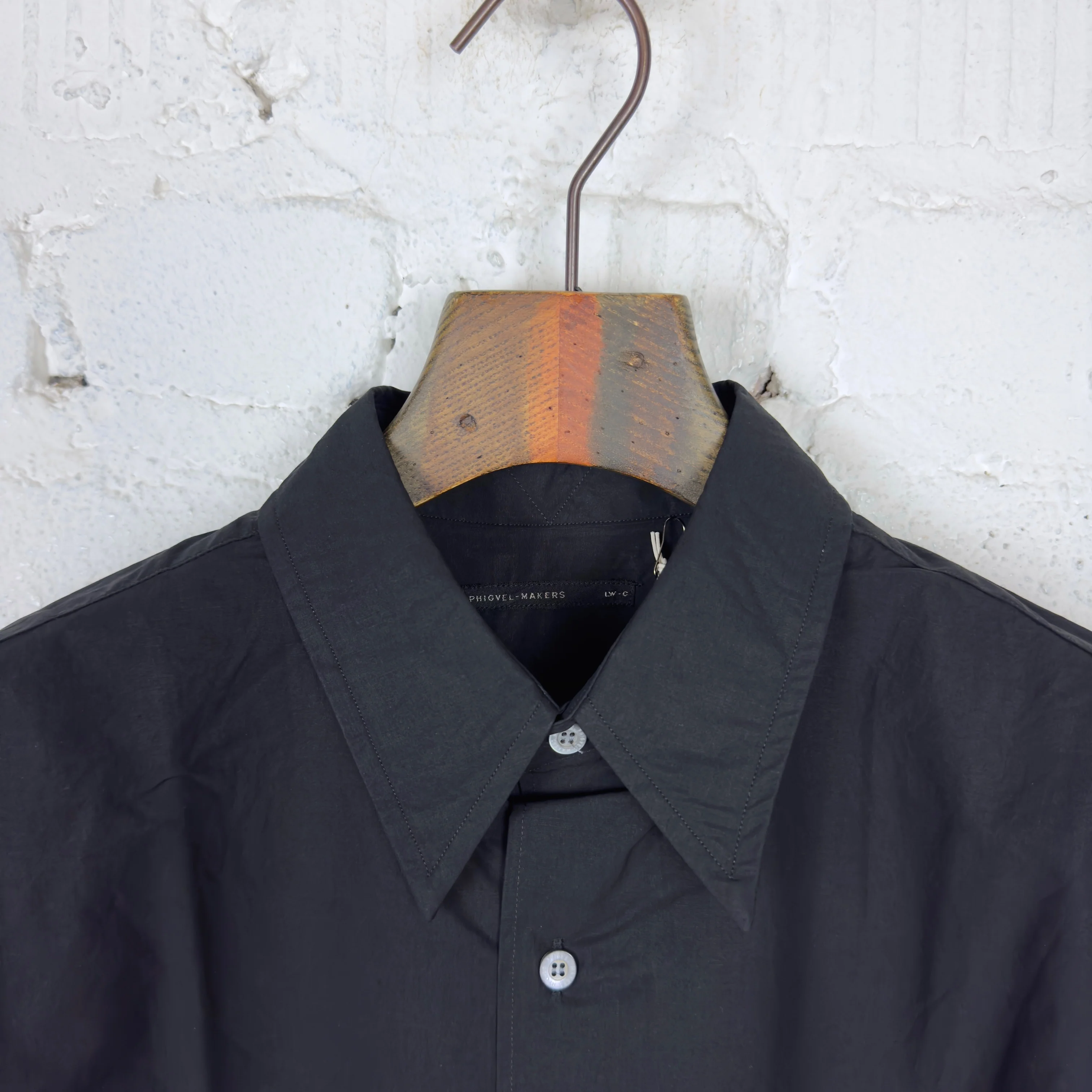 phigvel makers co. x lady white co. | military dress shirt - faded black - Image 4