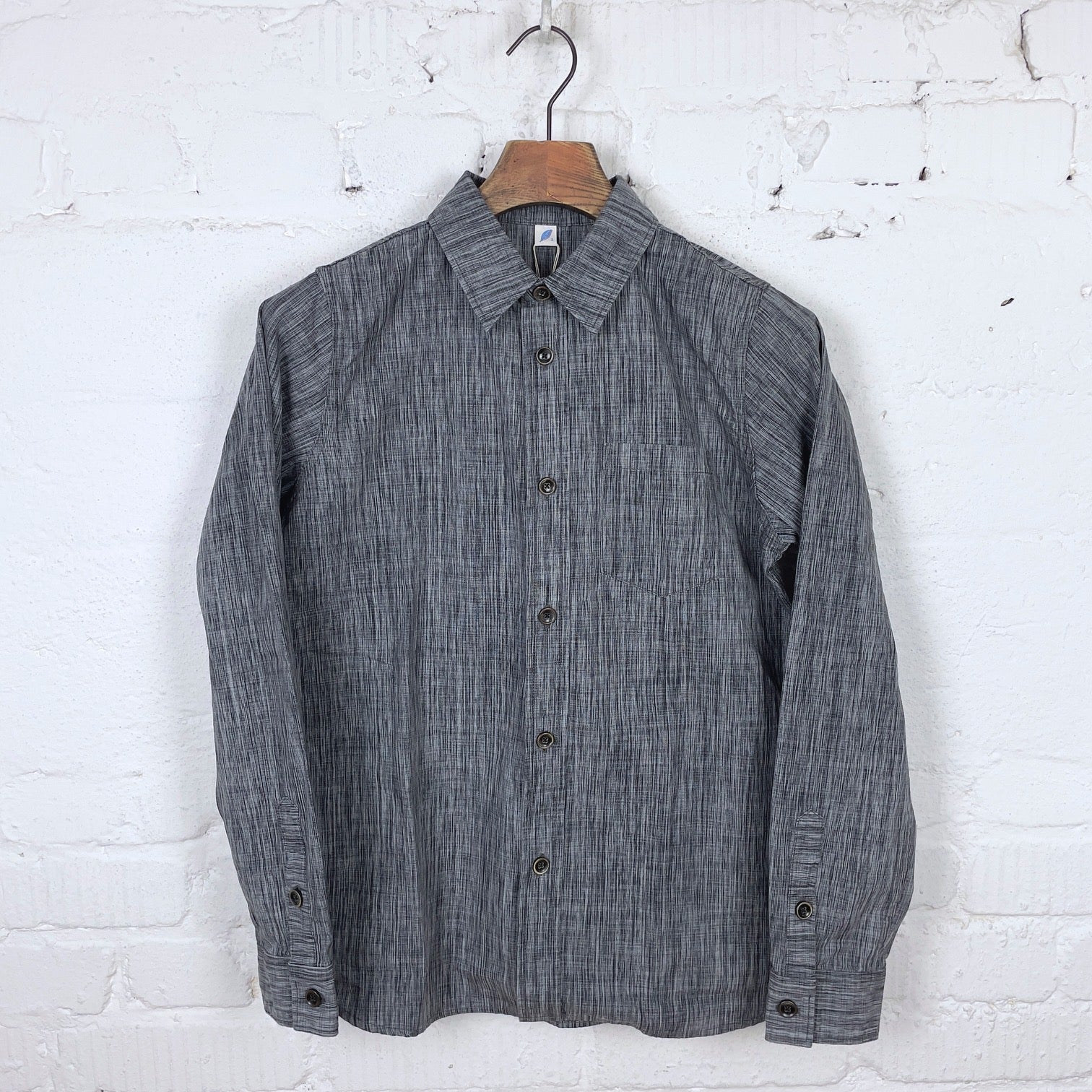 pure blue japan | 2223-bk 6oz kasuri chambray button-up shirt in black