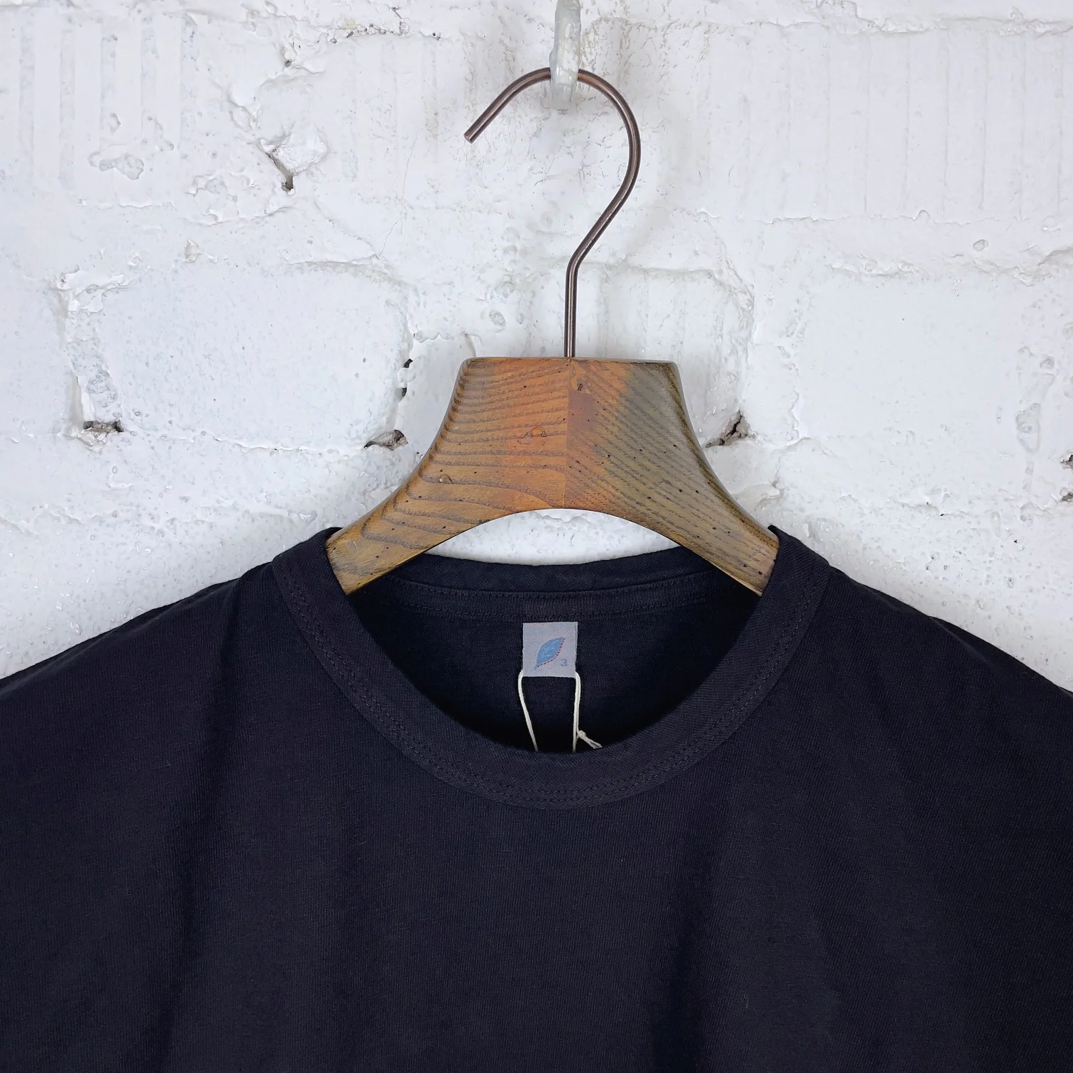 pure blue japan | ss-5011-idbk black indigo dyed crewneck t-shirt - Image 3