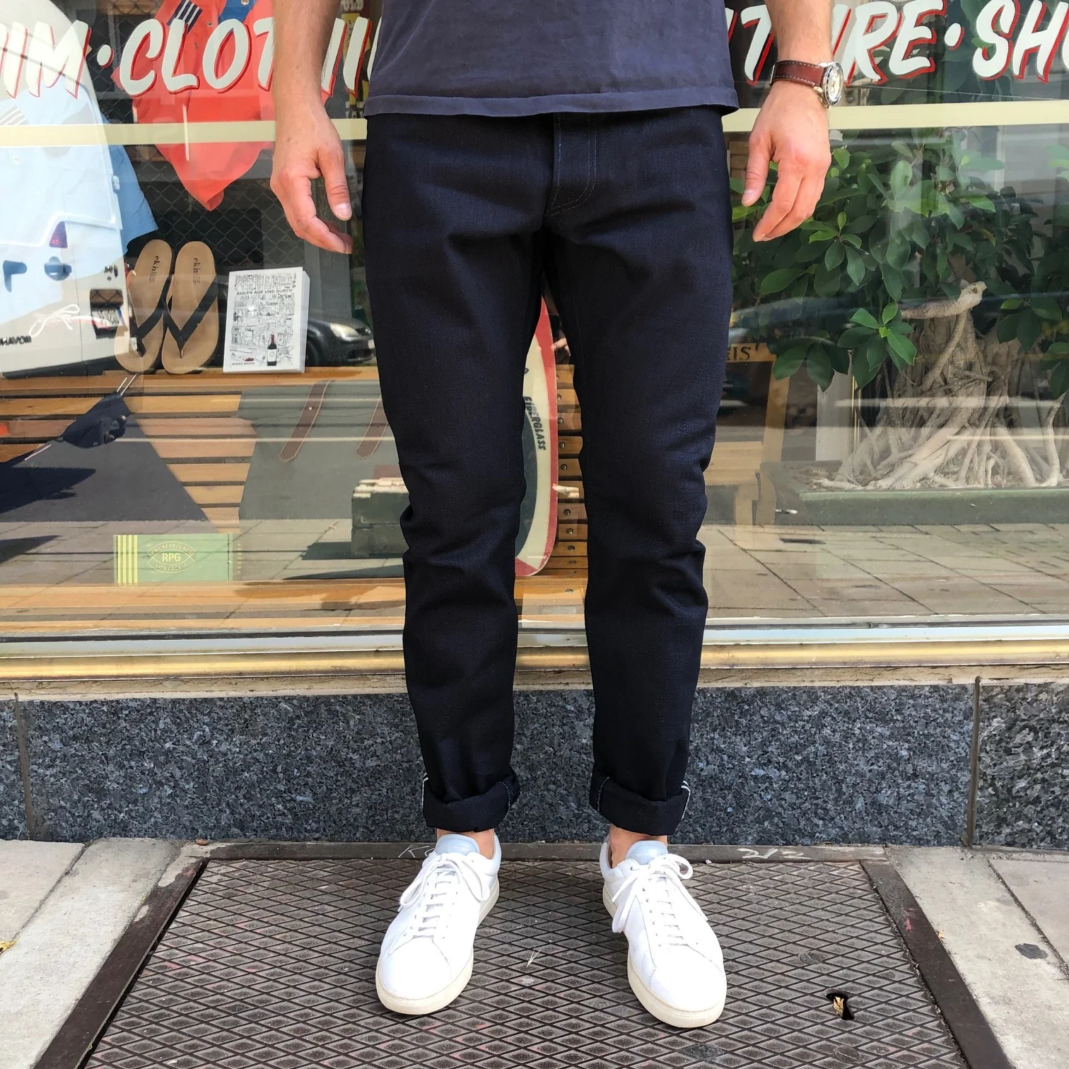 pure blue japan | xx-019-wid deep indigo relaxed tapered jean 14oz - Image 3