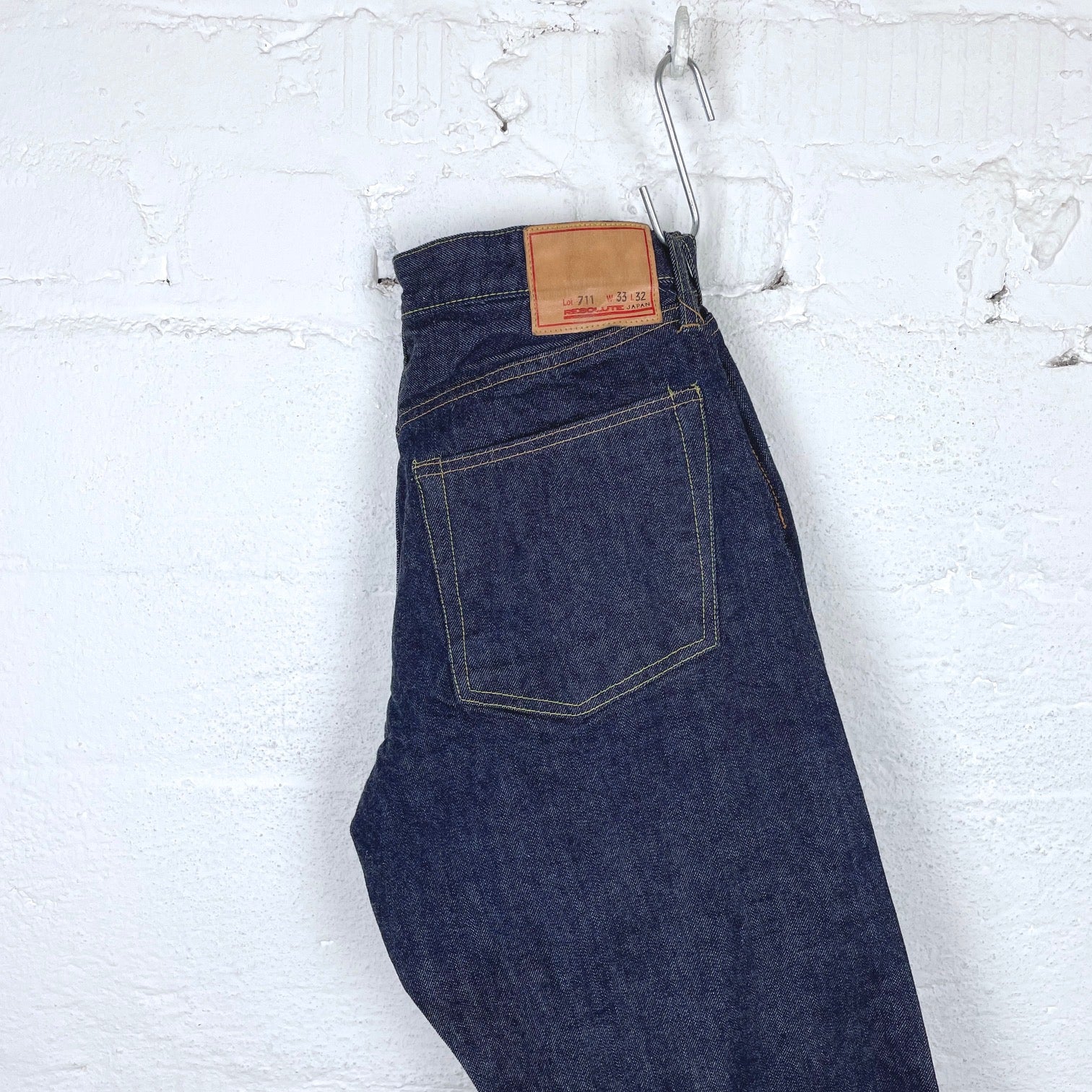 resolute | 711 - Image 4