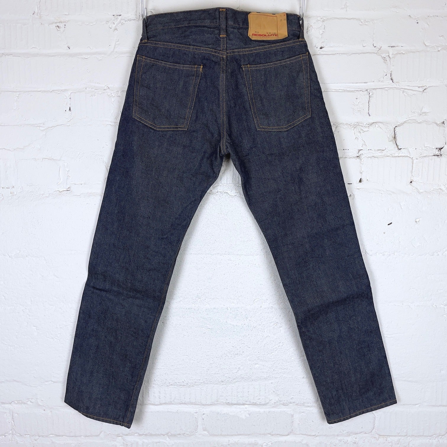 resolute | 712 - Image 7