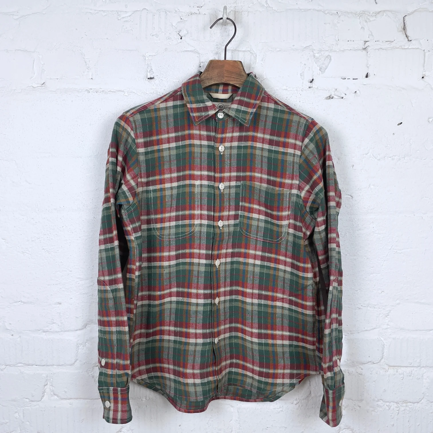 rogue territory | jumper shirt classic plaid