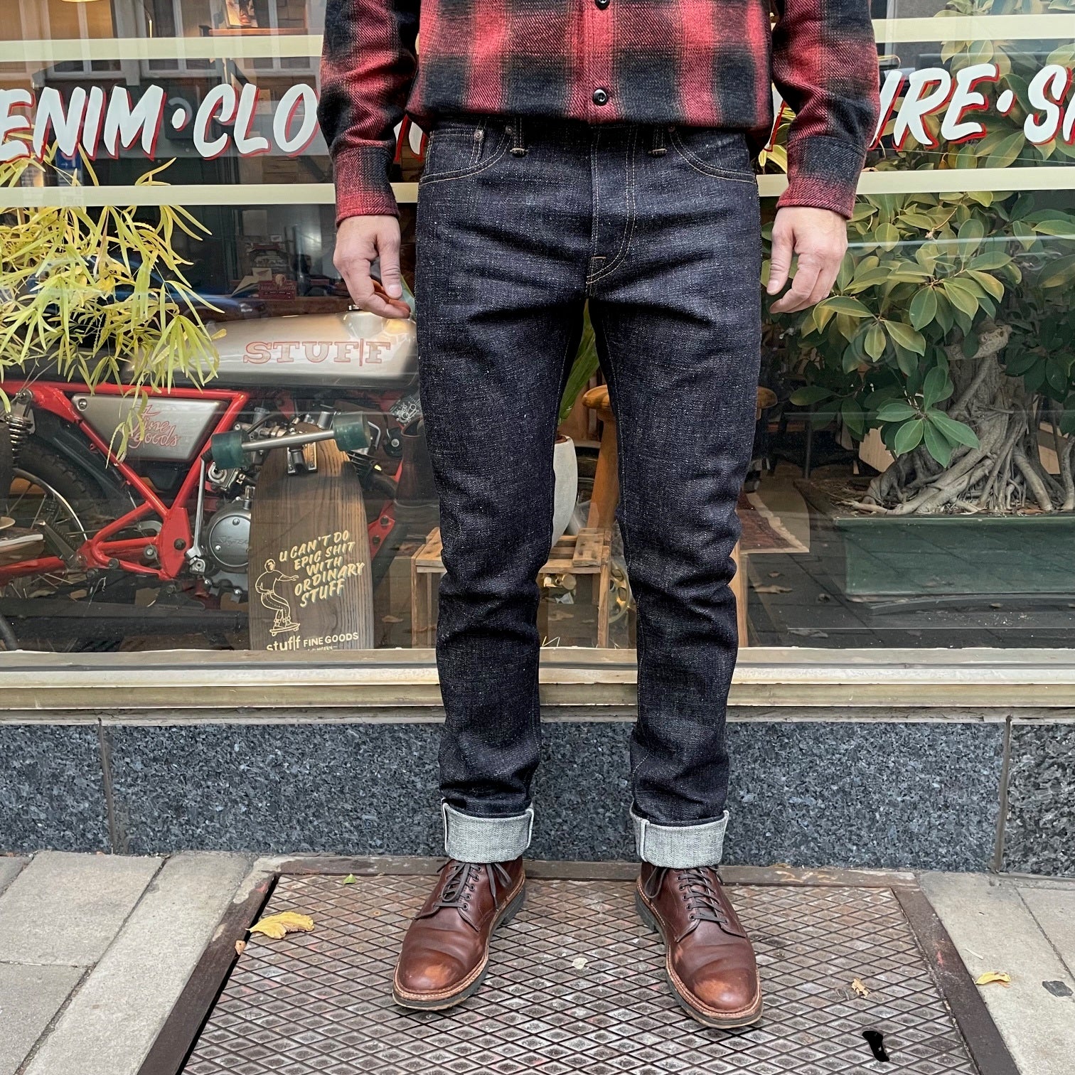 rogue territory | sk 17oz cryptic indigo selvedge - Image 2