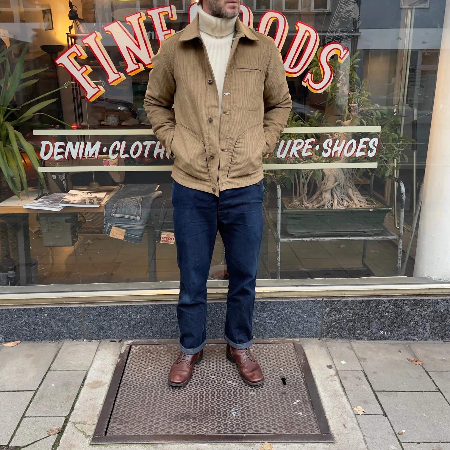 rogue territory | supply jacket tan corduroy lined - Image 3