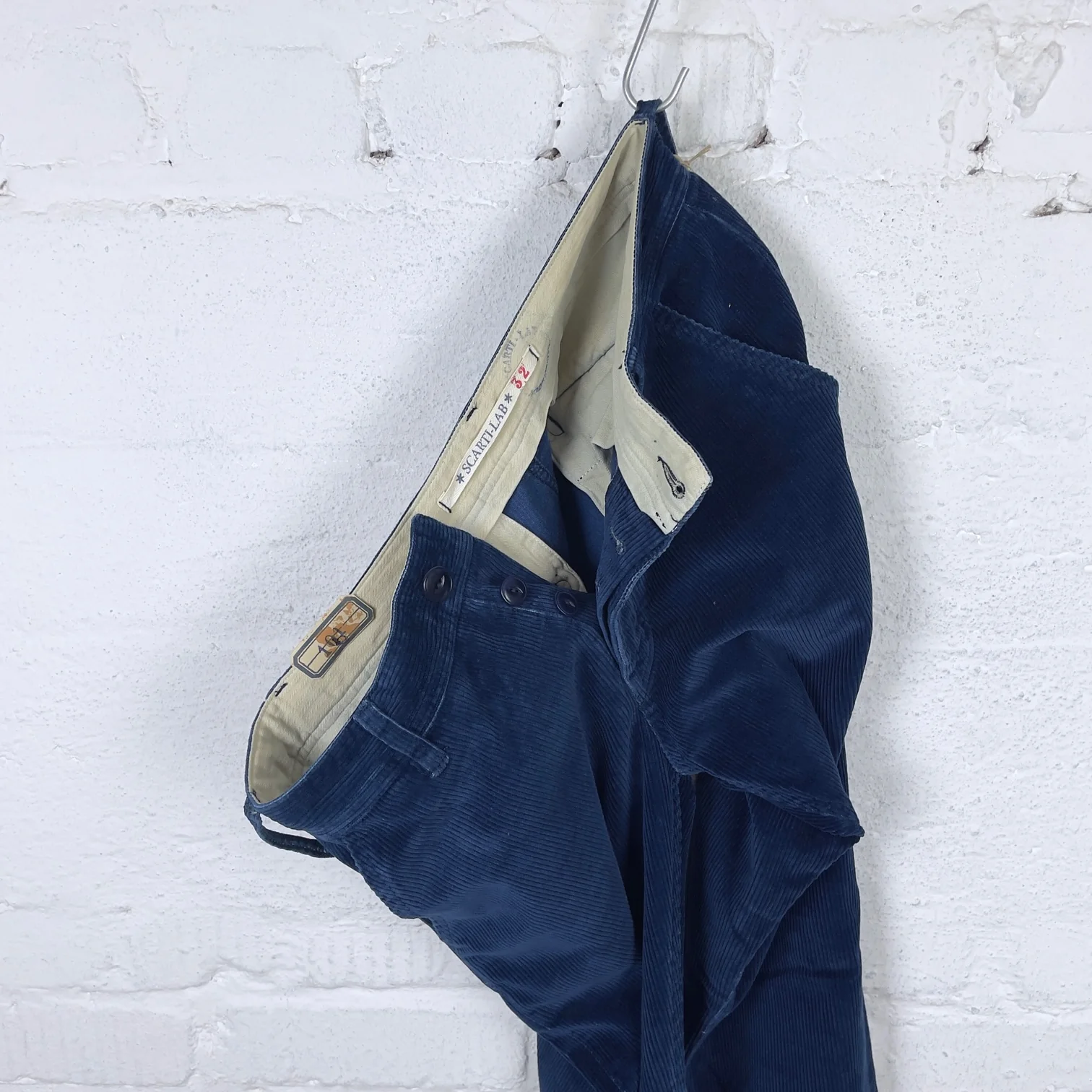 scarti lab | chino 101 sh454 corduroy indigo stone washed - Image 4