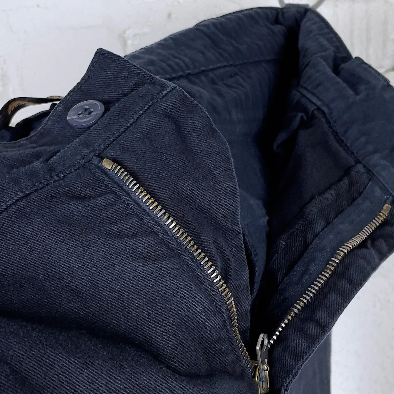 schaeffer's garment hotel | italian twill overdyed chino pants black - Image 5