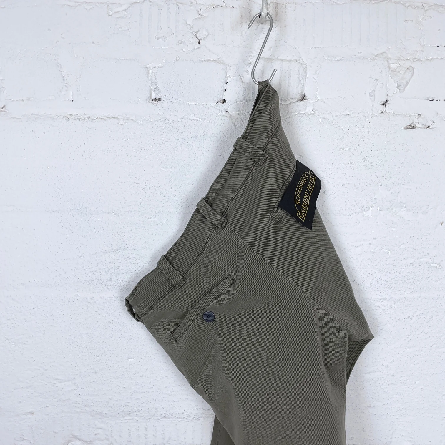 schaeffer's garment hotel | italian twill overdyed chino pants od green - Image 4