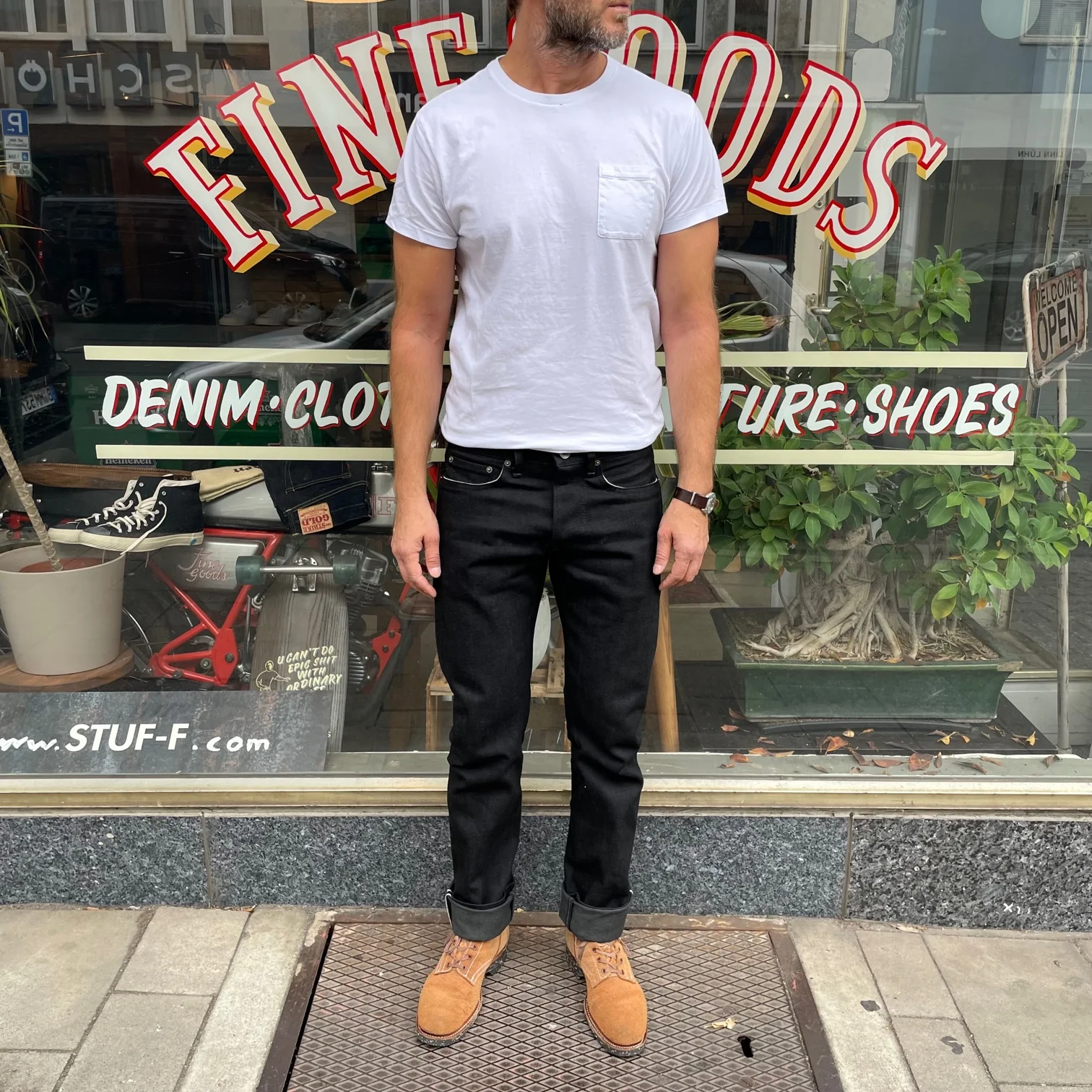 schaeffer's garment hotel | standard slim sulphur black - Image 2