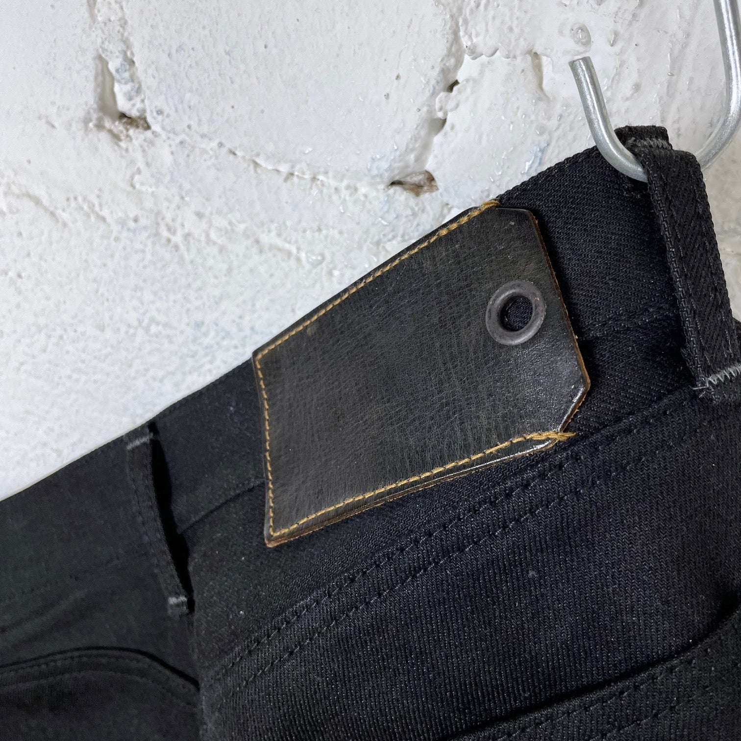 schaeffer's garment hotel | standard slim sulphur black - Image 6