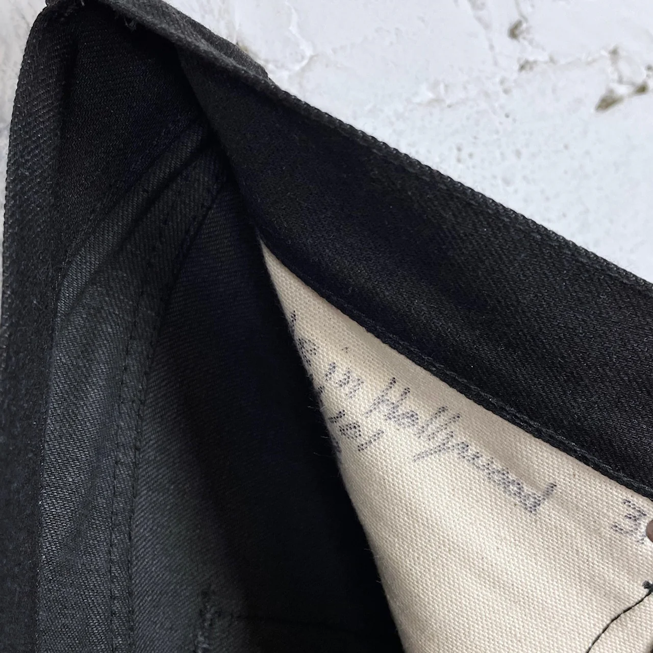 schaeffer's garment hotel | standard slim sulphur black - Image 8