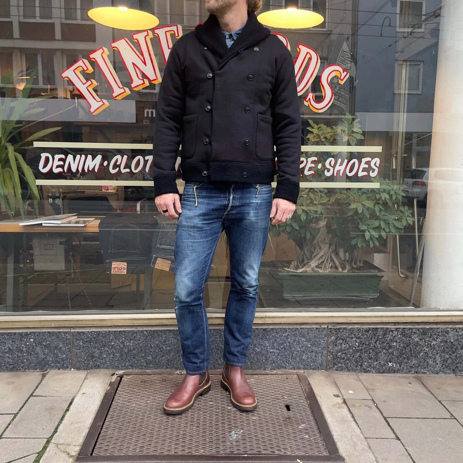 soundman | saxson shawl collar cardigan navy - Image 2