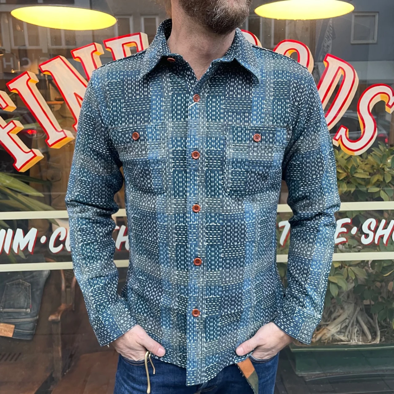studio d'artisan | 5651 noragi sashiko work shirt (blue) - Image 3