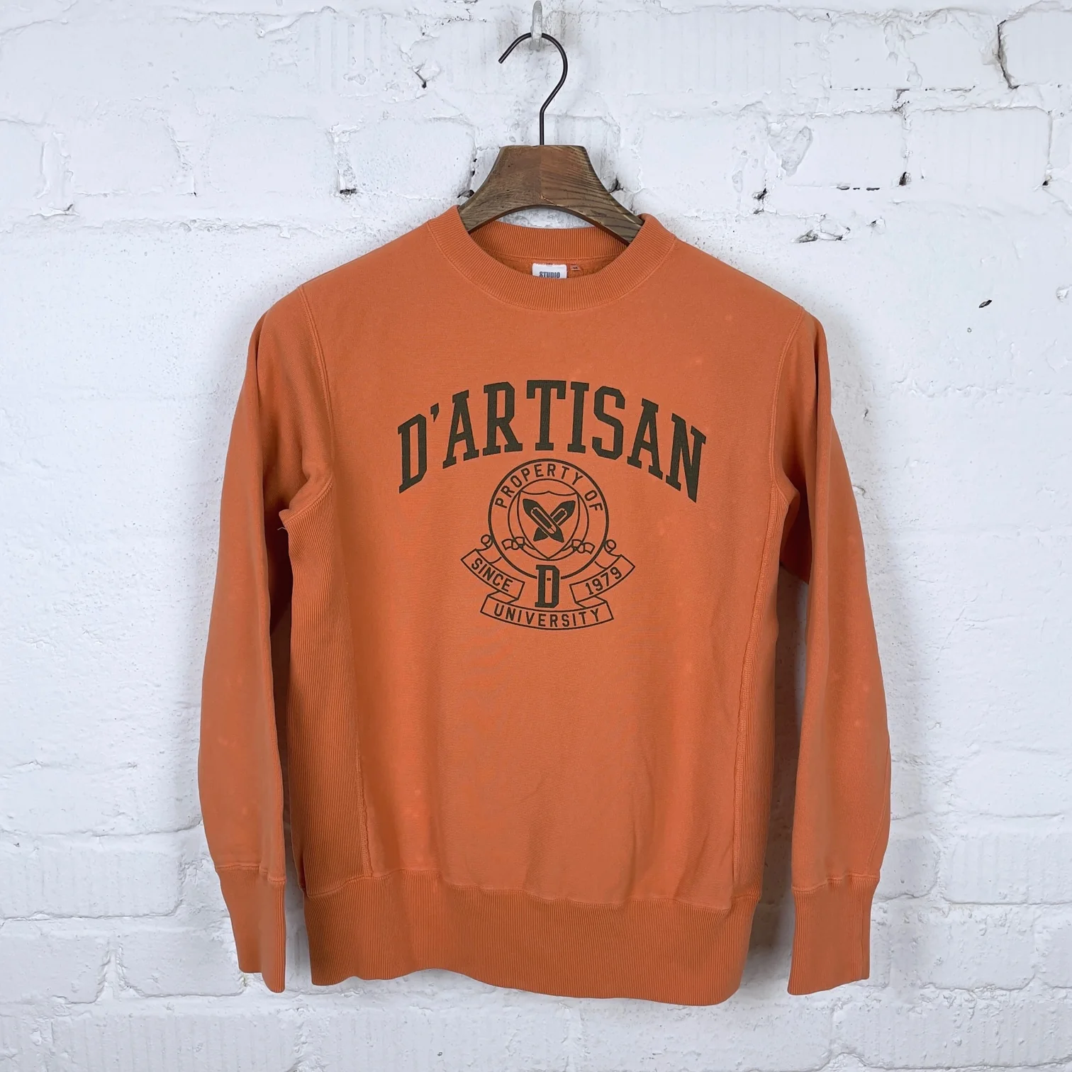 studio d'artisan | 8123b reverse style sweatshirt "university" - orange