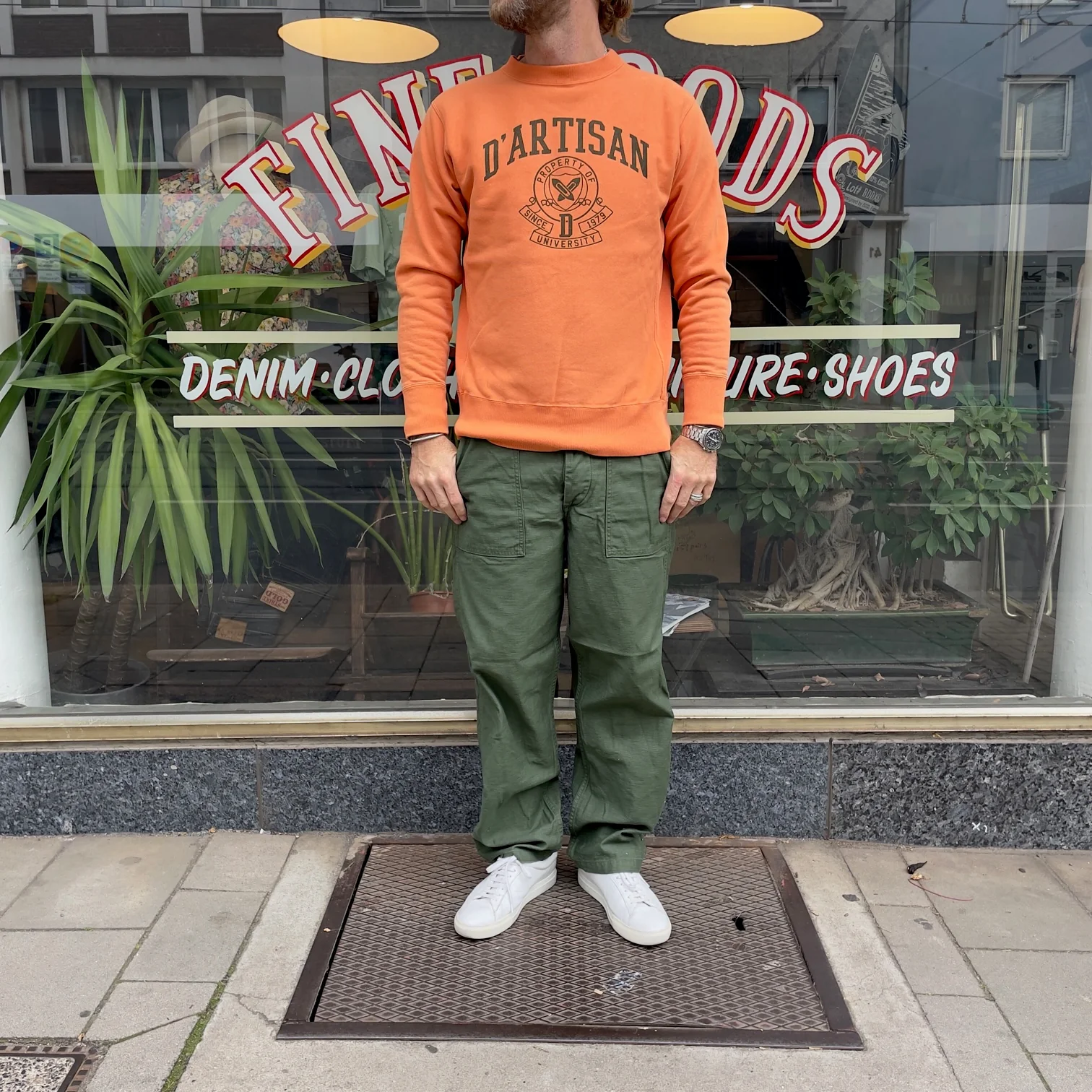 studio d'artisan | 8123b reverse style sweatshirt "university" - orange - Image 2