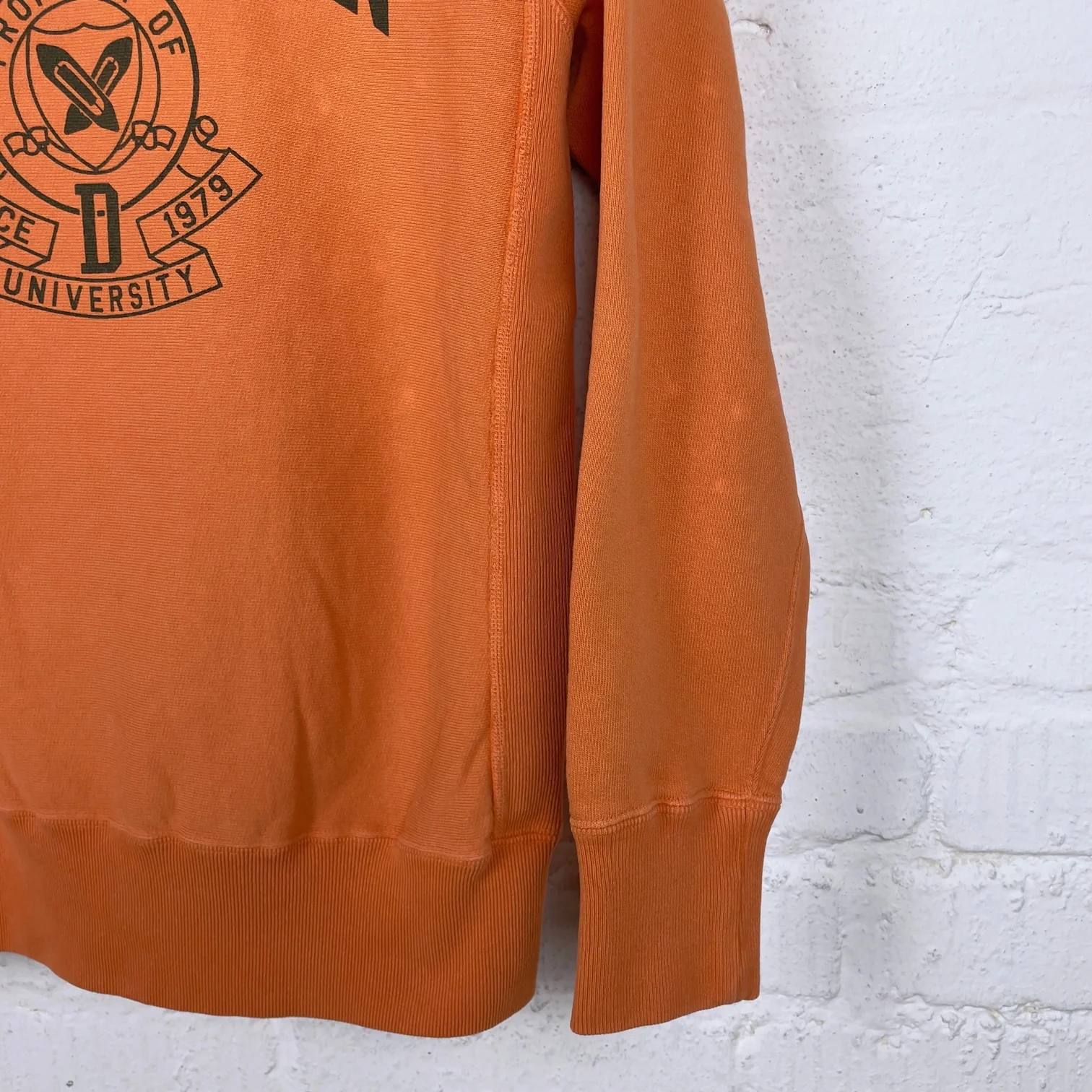 studio d'artisan | 8123b reverse style sweatshirt "university" - orange - Image 4