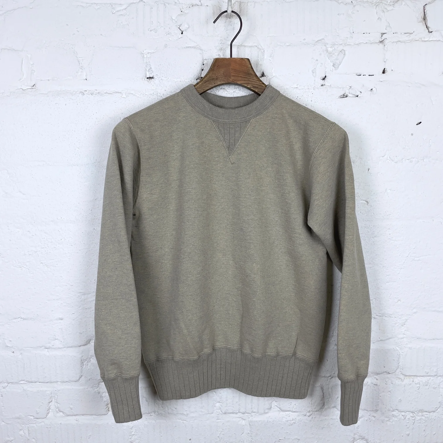 studio d'artisan | 9885 suvin gold loopwheeled sweatshirt - heather grey