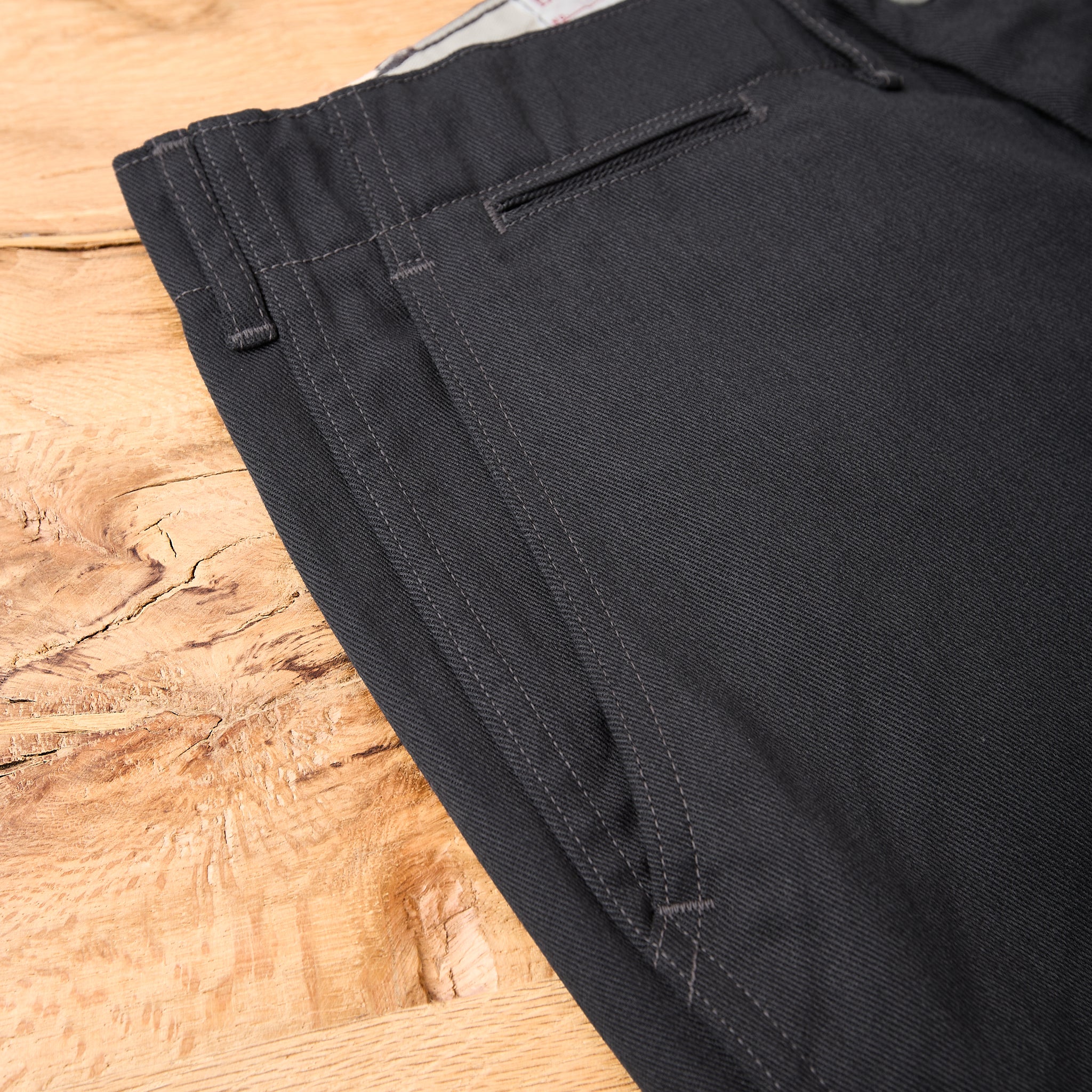 tcb | stay gold chino - stone - Image 5