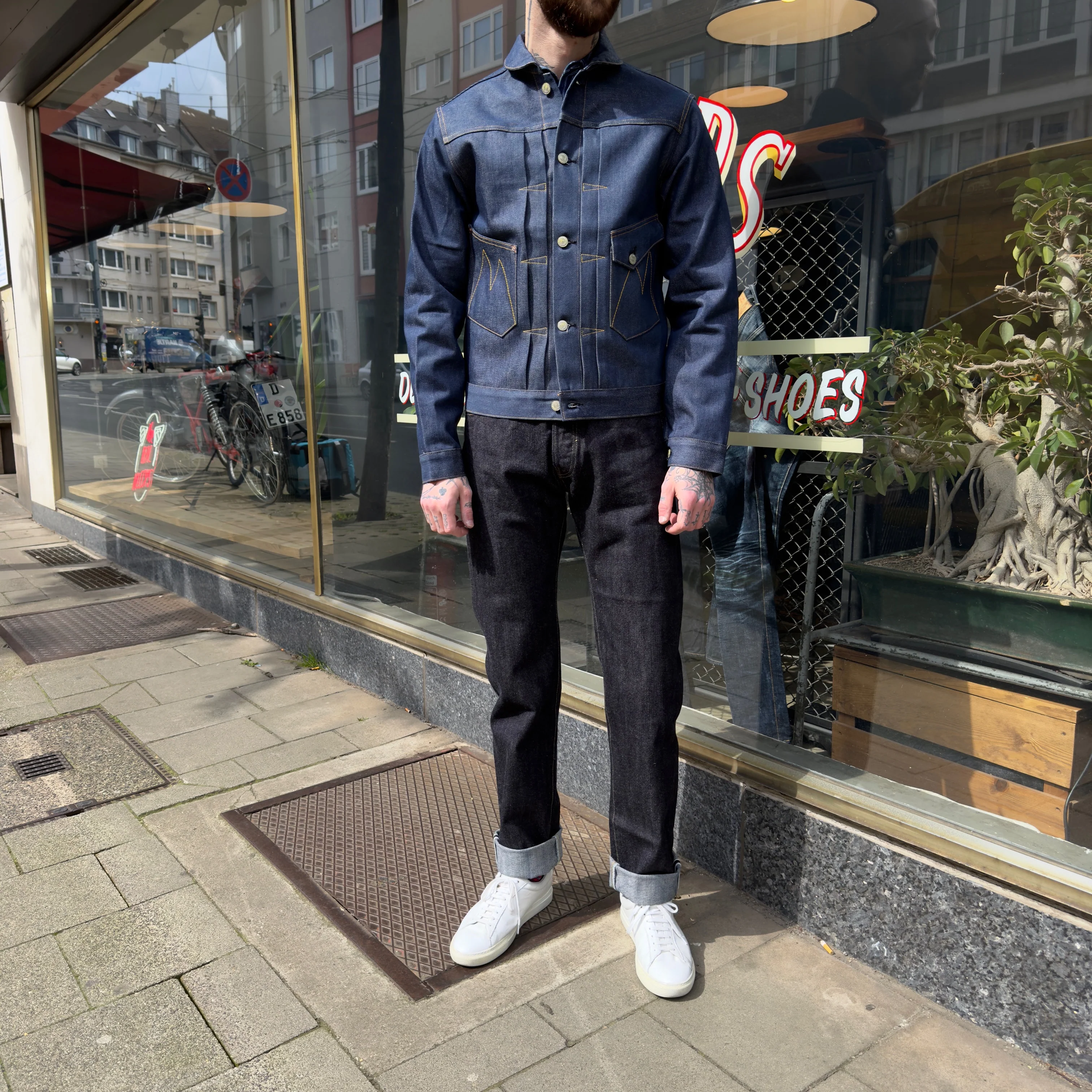 the flat head | fn-d110 14.5oz regular tapered jean - Image 2