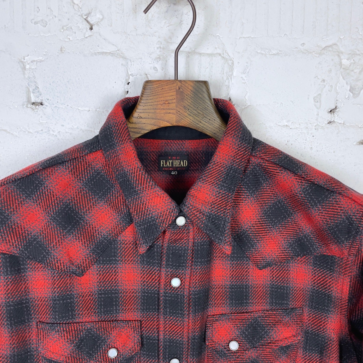 the flat head | fn-snw-005l block check ombre flannel western shirt - red - black - Image 4