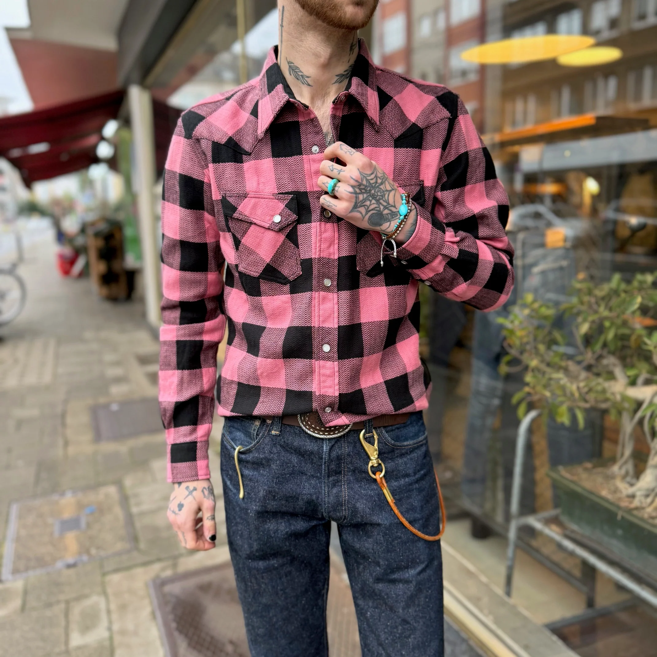 the flat head | fn-snw-101l block check flannel western shirt pink-black - Image 3