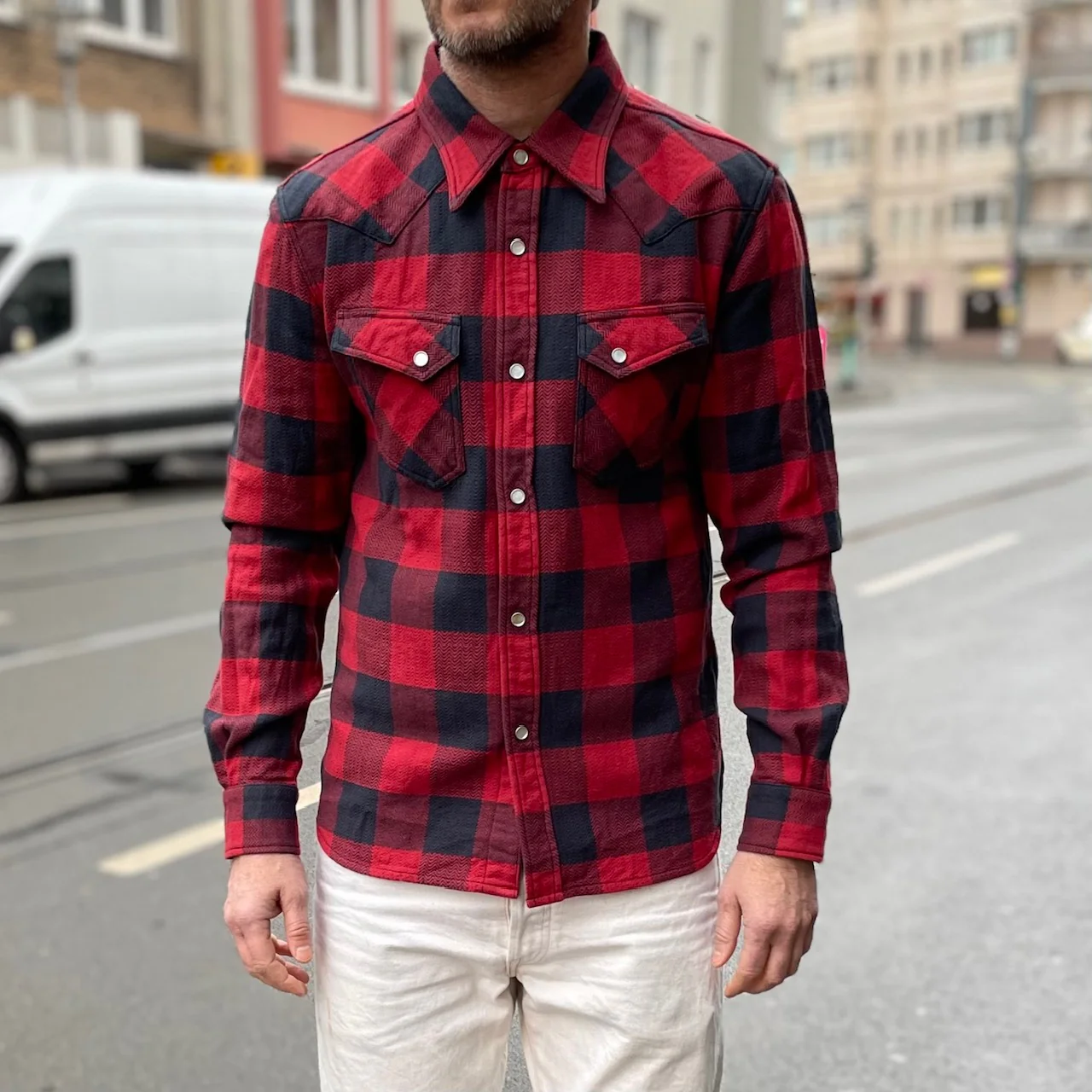 the flat head | fn-snw-101l block check flannel western shirt red-charcoal - Image 2