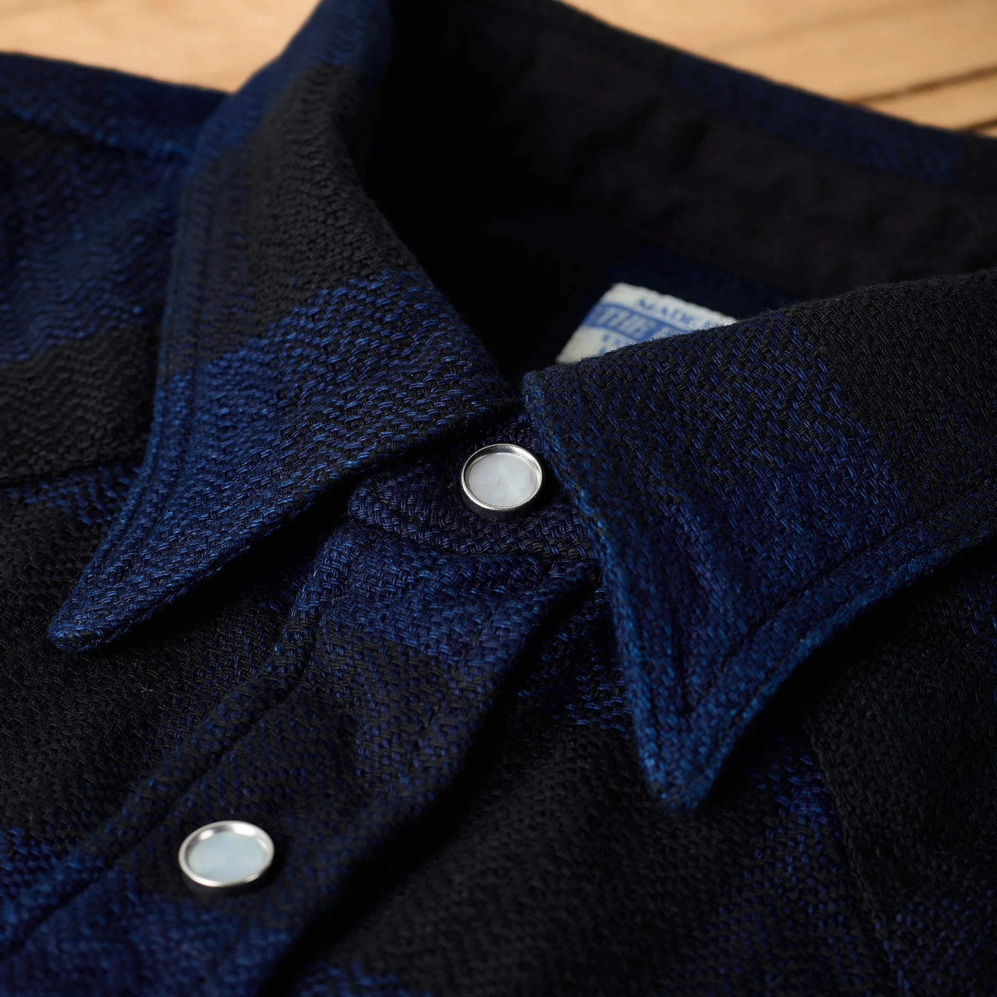 the flat head | fn-snw-101lsp indigo block check flannel western shirt - Image 2