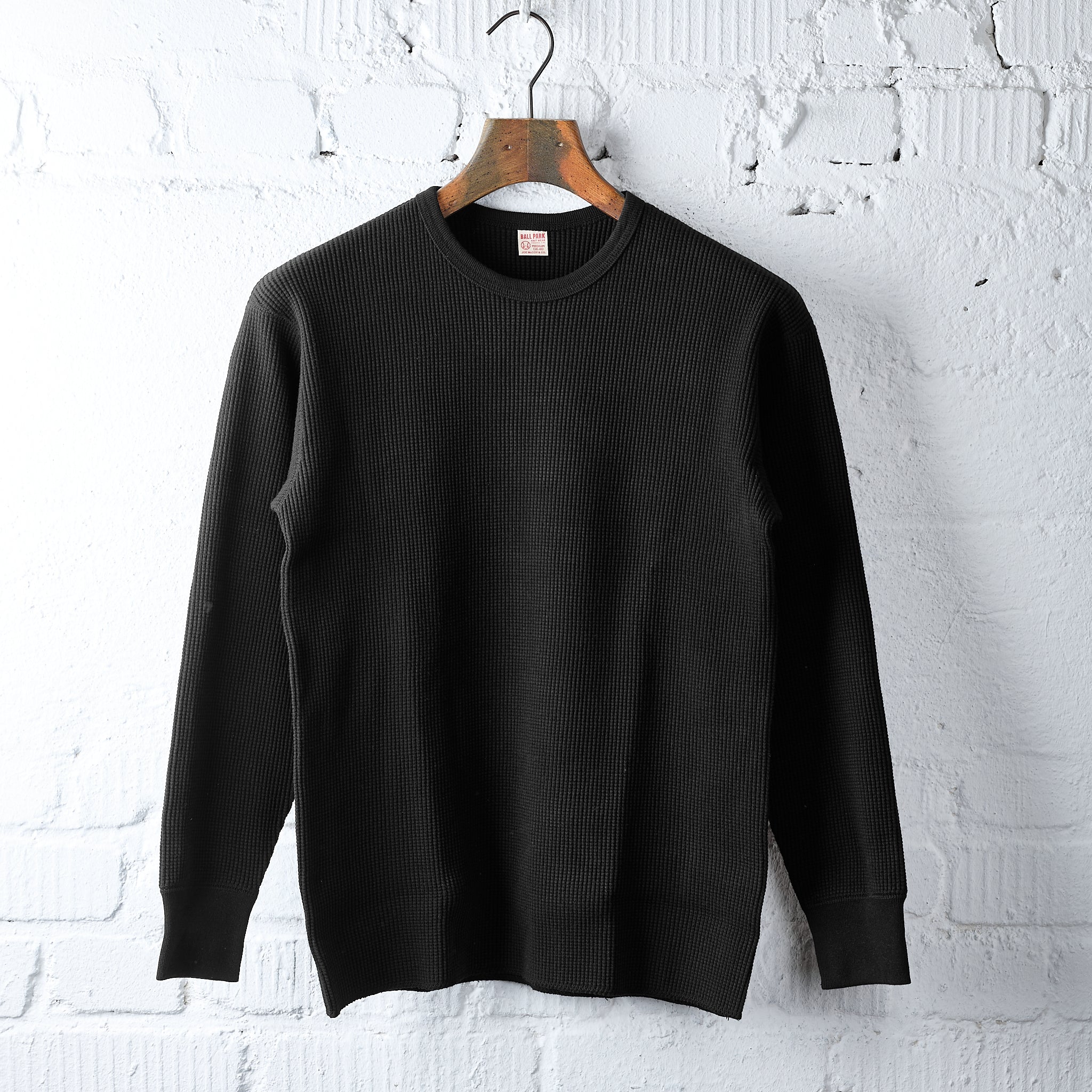 the real mccoy's | ball park waffle thermal shirt - black