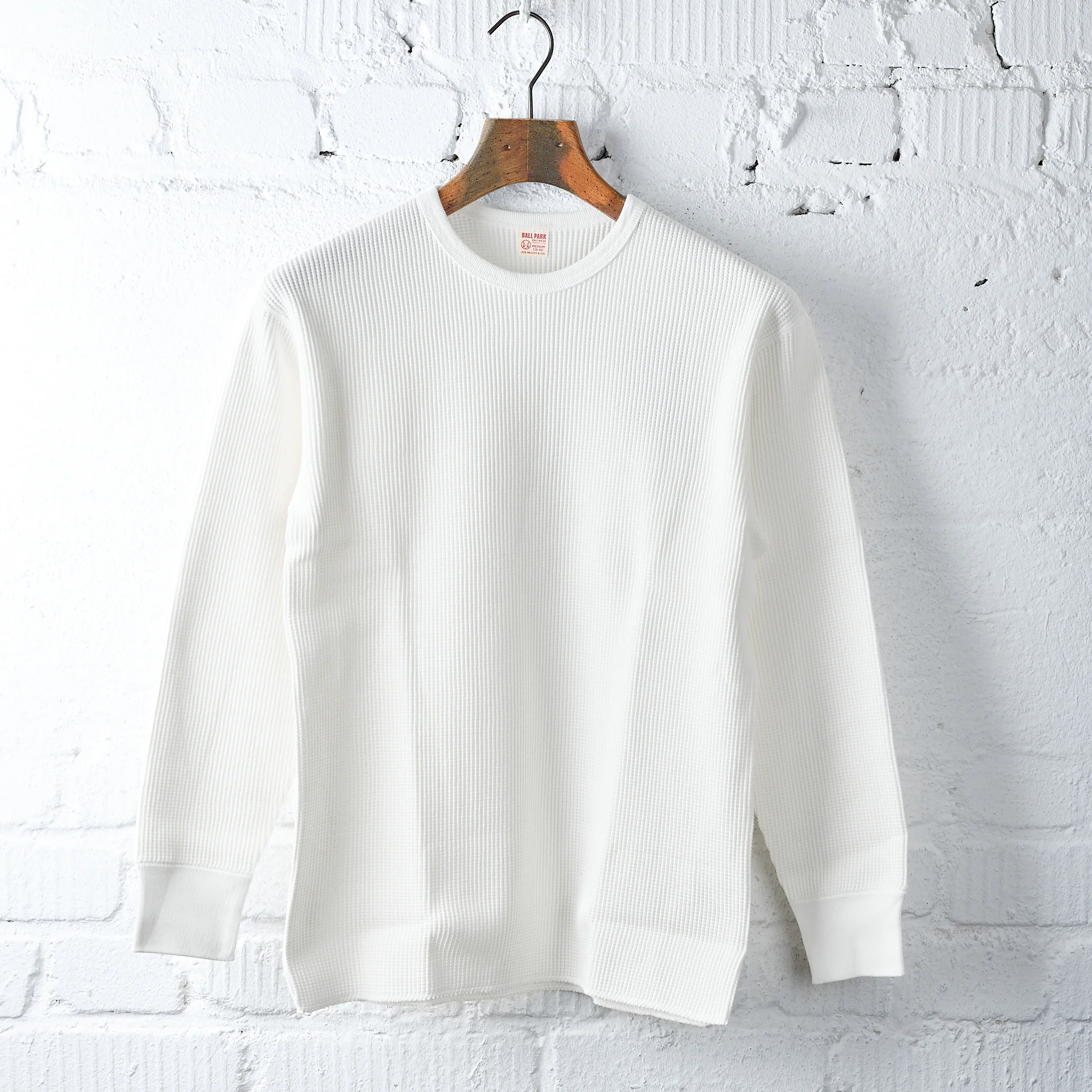 the real mccoy's | ball park waffle thermal shirt - white