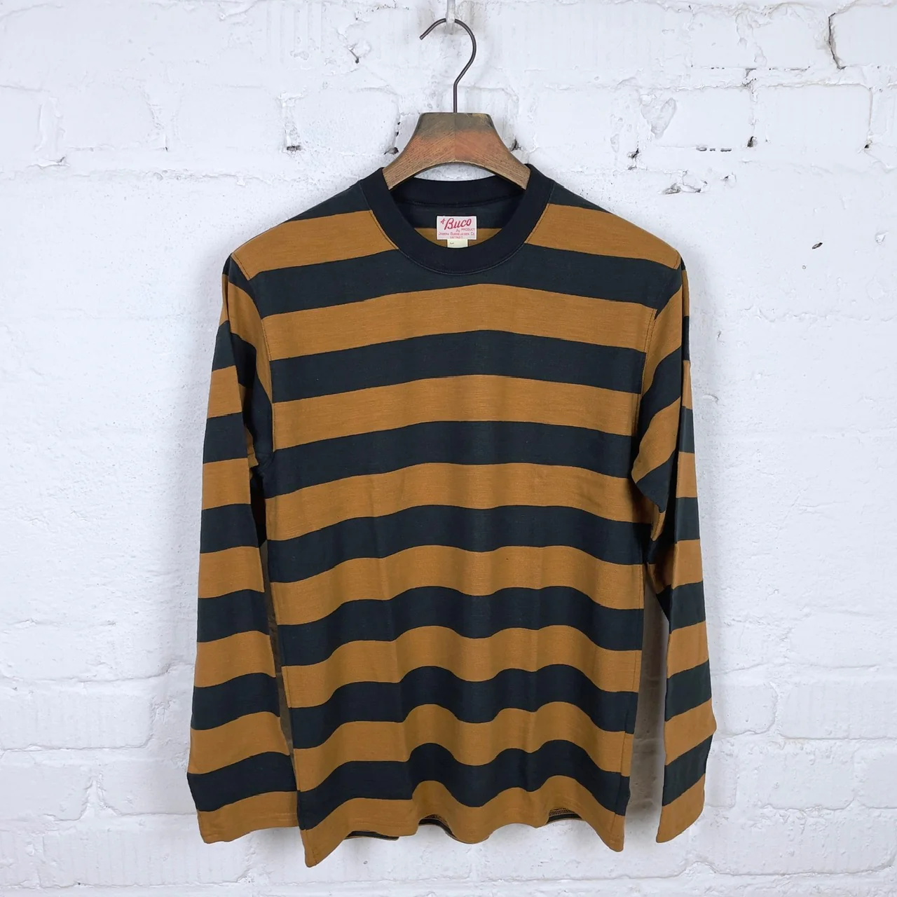 the real mccoy's | buco stripe tee l-s black x mustard