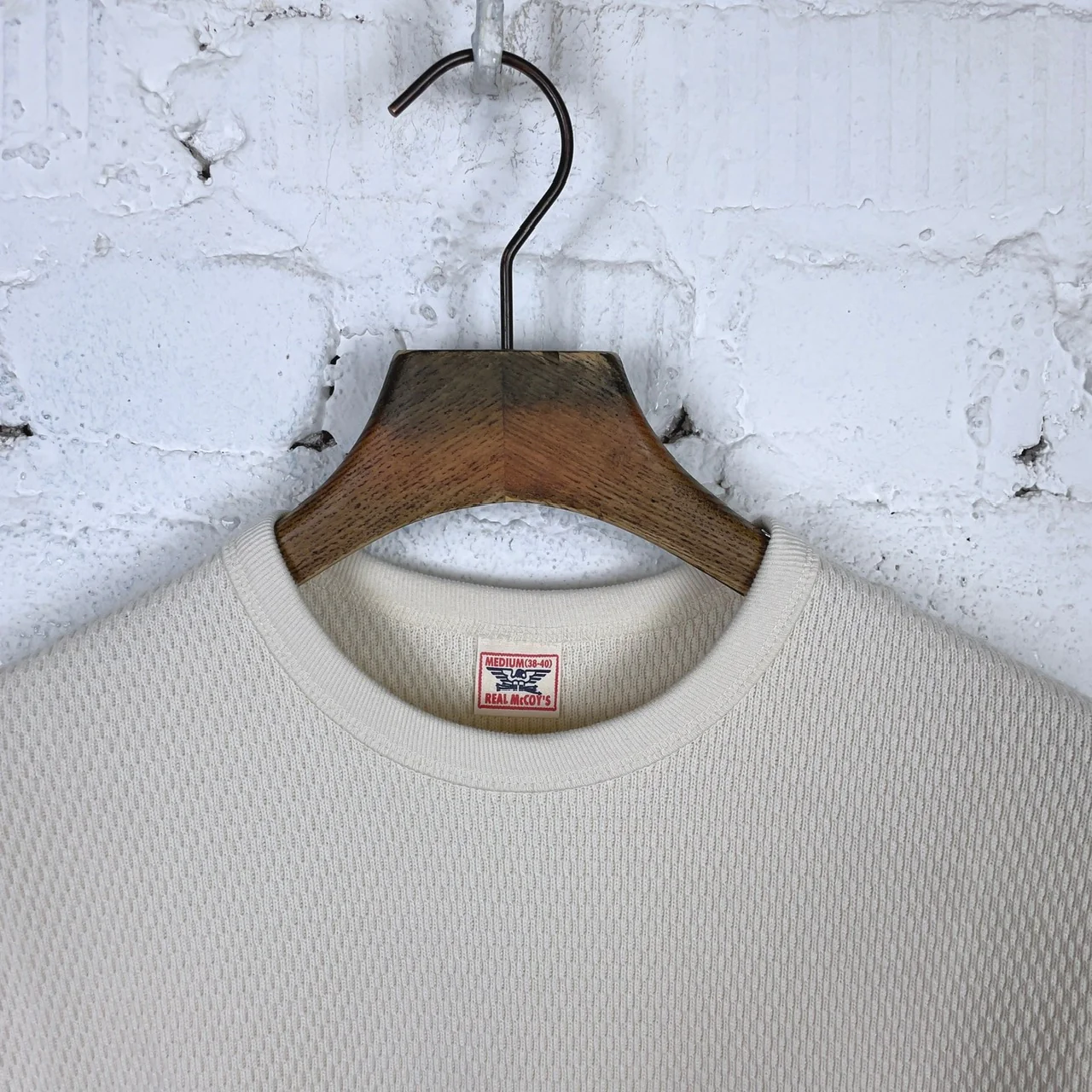 the real mccoy's | u.s. army military thermal shirt milk - Image 2