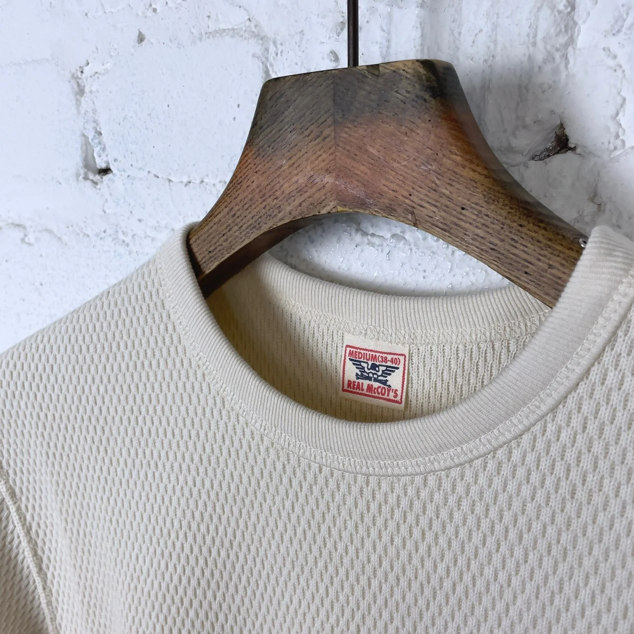 the real mccoy's | u.s. army military thermal shirt milk - Image 3