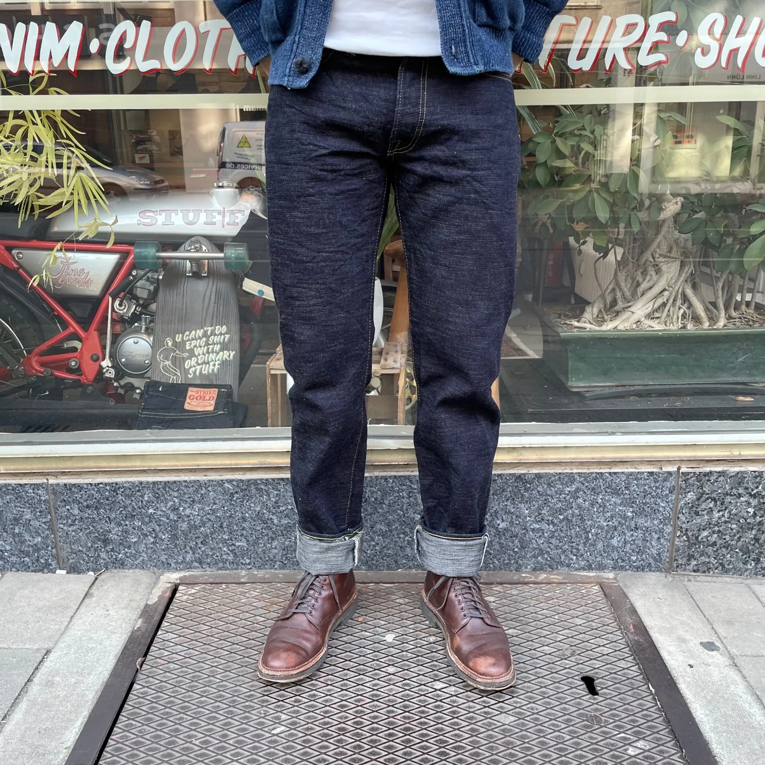 the strike gold | sg5104 15oz regular tapered jeans - Image 3