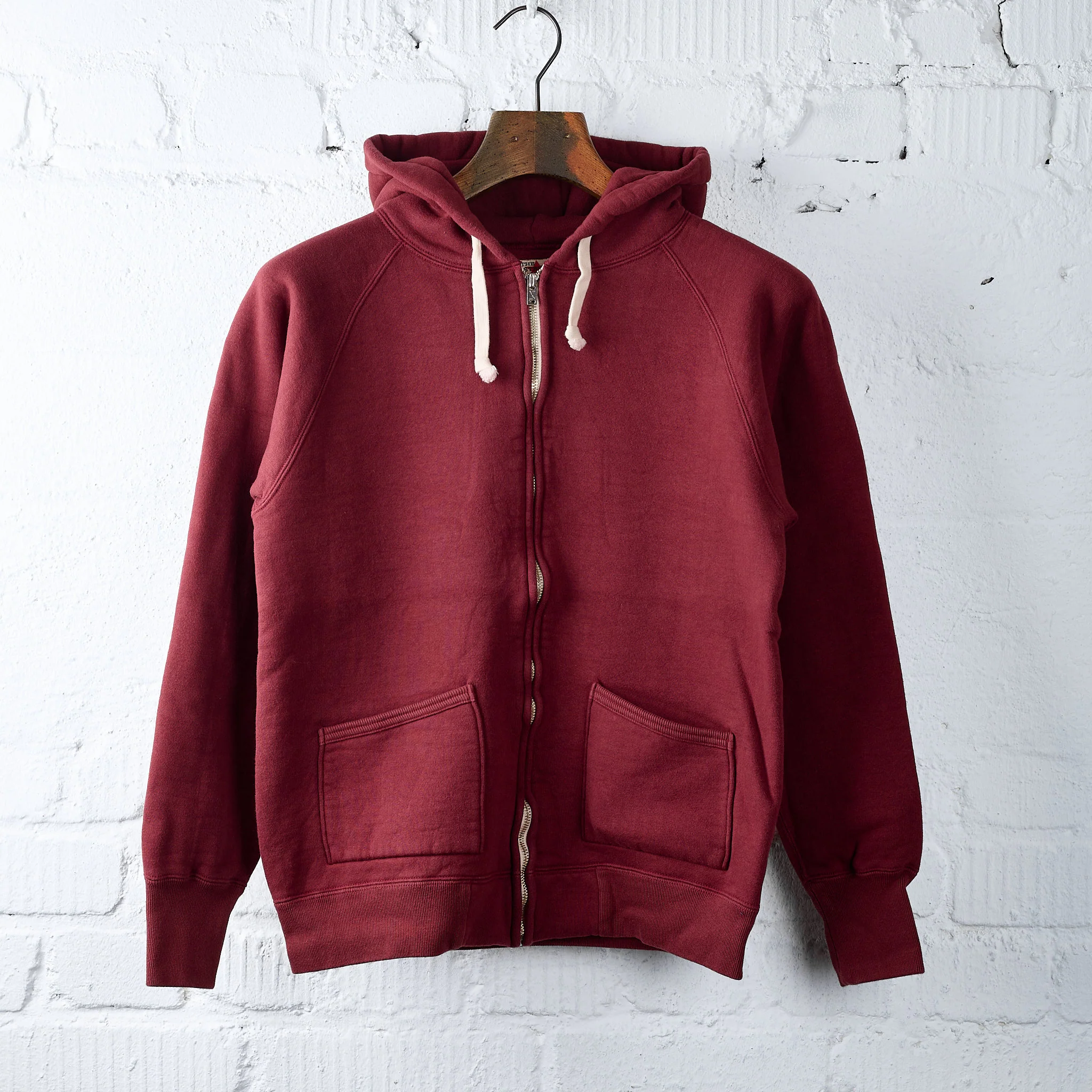 the strike gold | sgc004 heavy loopwheeled zip hoodie burgundy