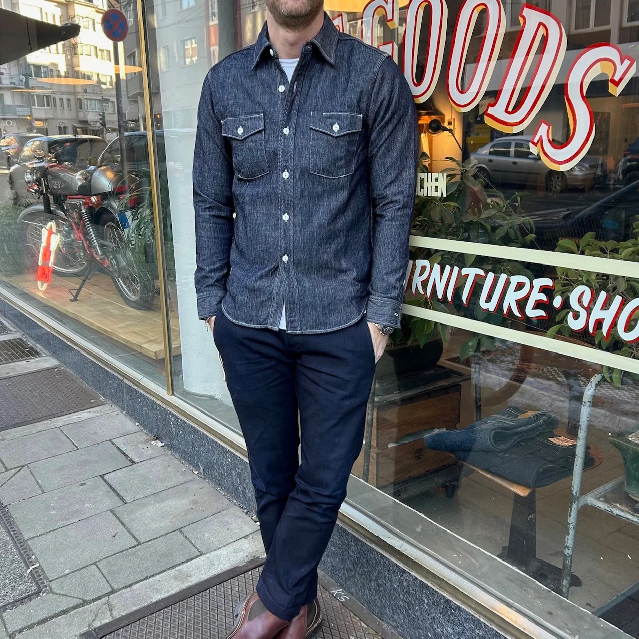 ues | 11.4oz indigo double weave shirt - Image 3