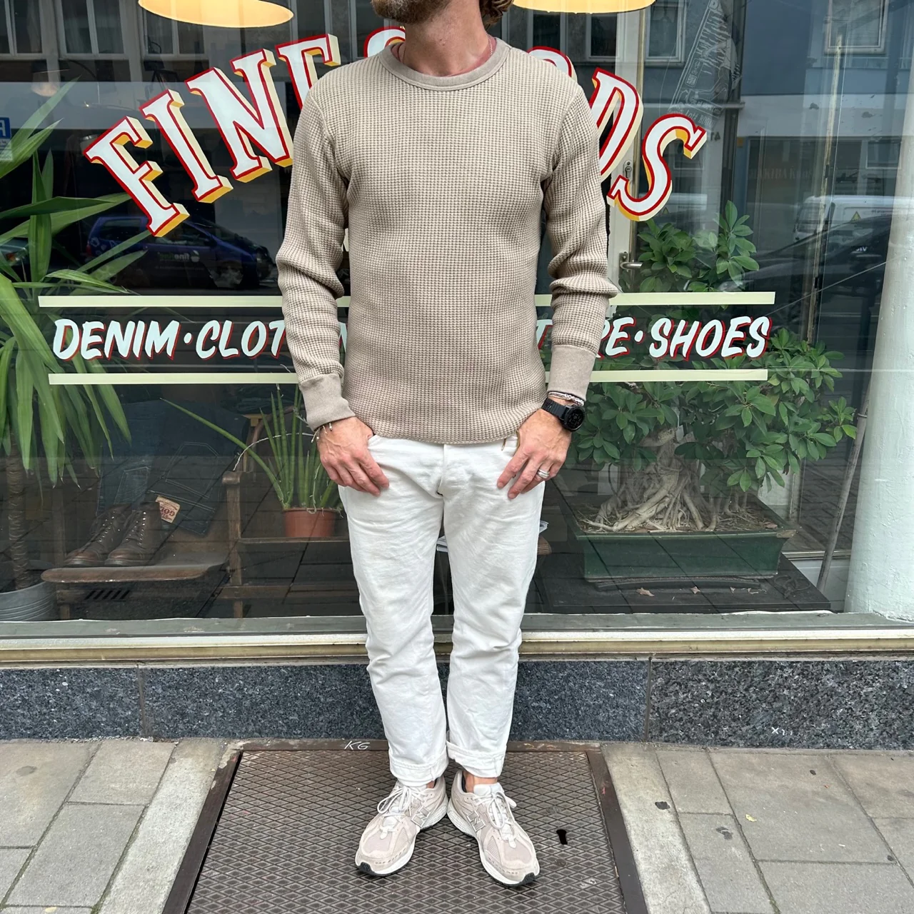 ues | big waffle tee beige - Image 2
