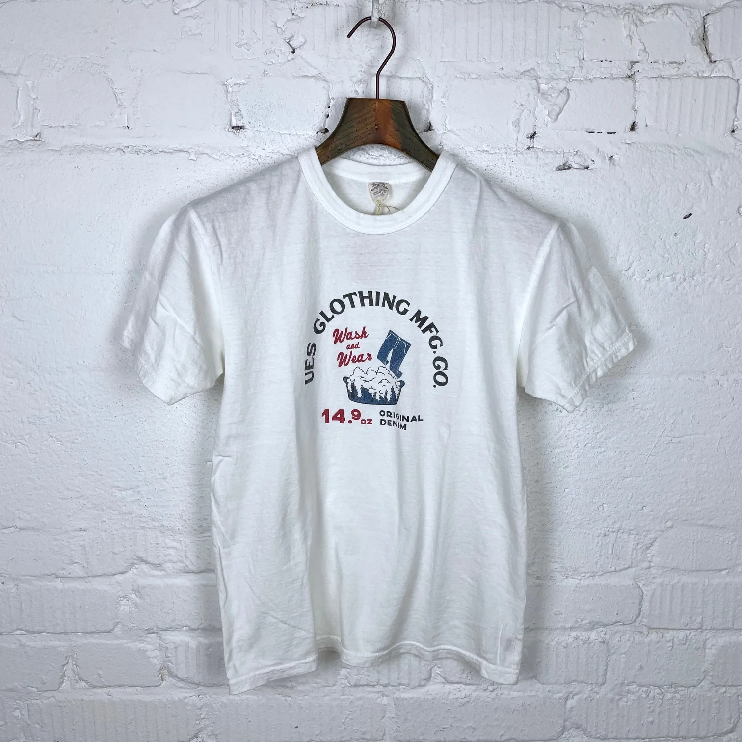 ues | denim wash t-shirt white