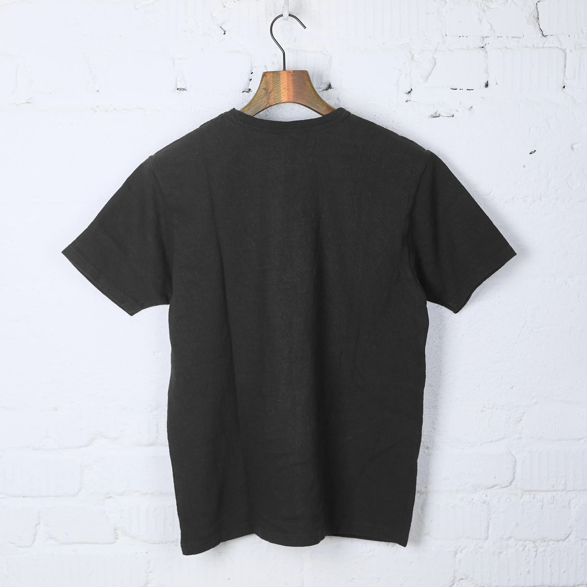 ues | no. 8. slub nep t-shirt - black - Image 4