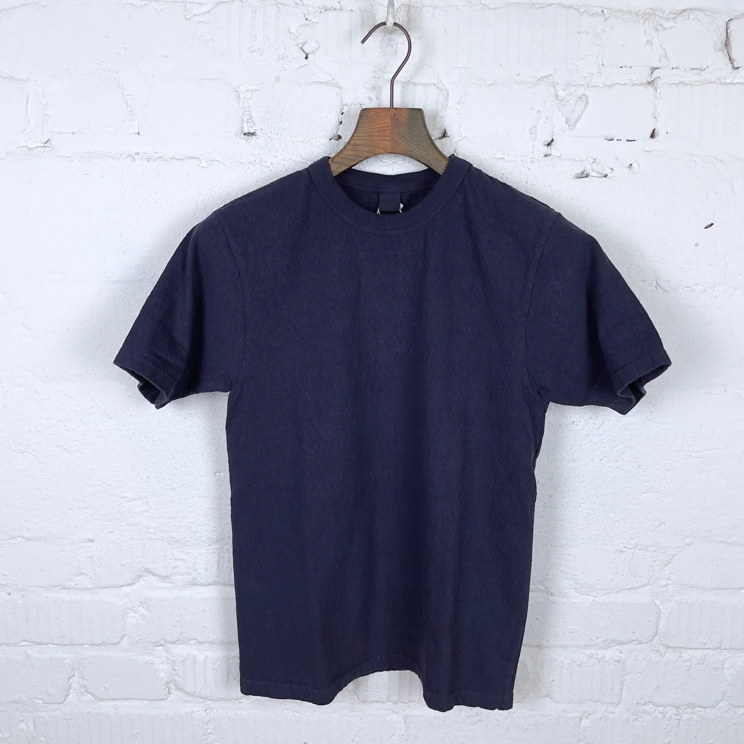 ues | no. 8. slub nep t-shirt - navy