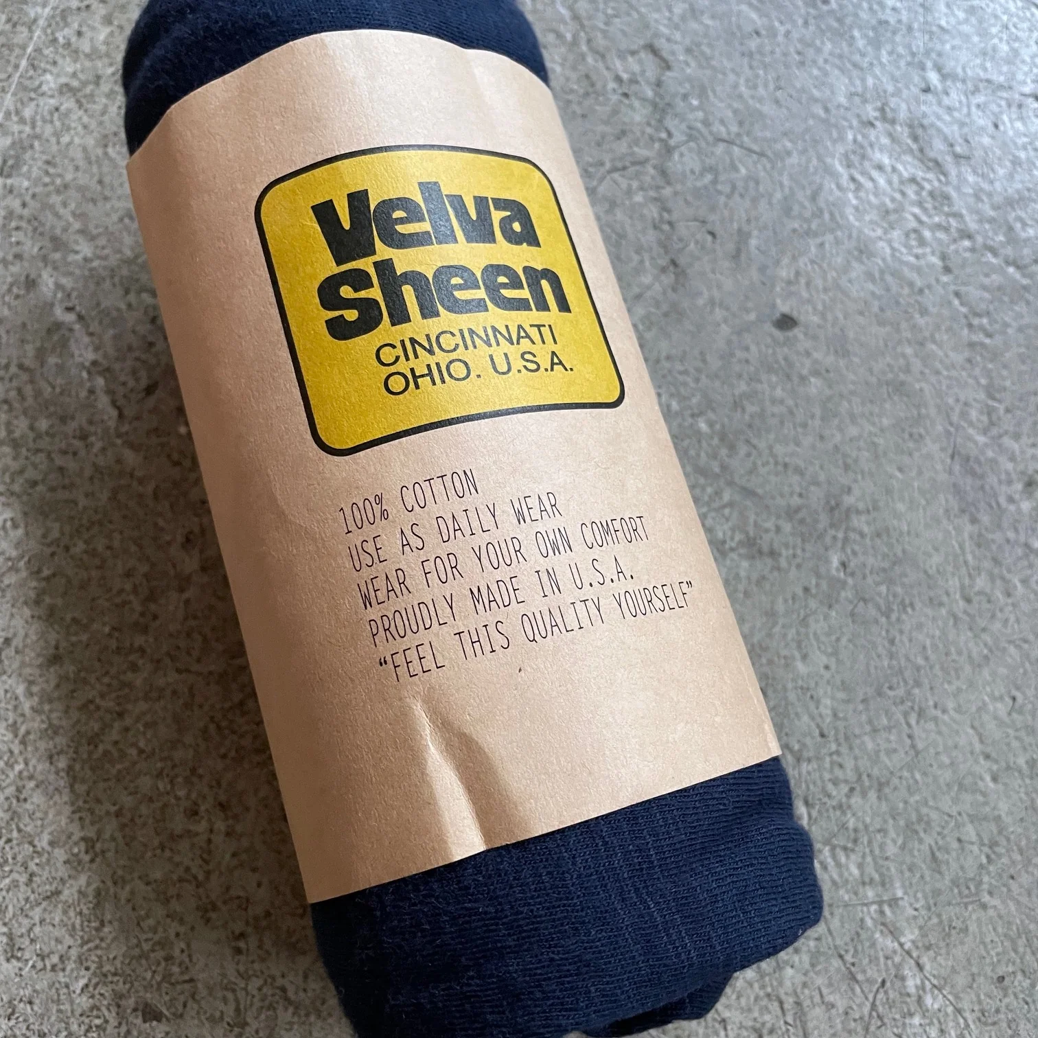 velva sheen | rolled s-s tee navy - Image 4