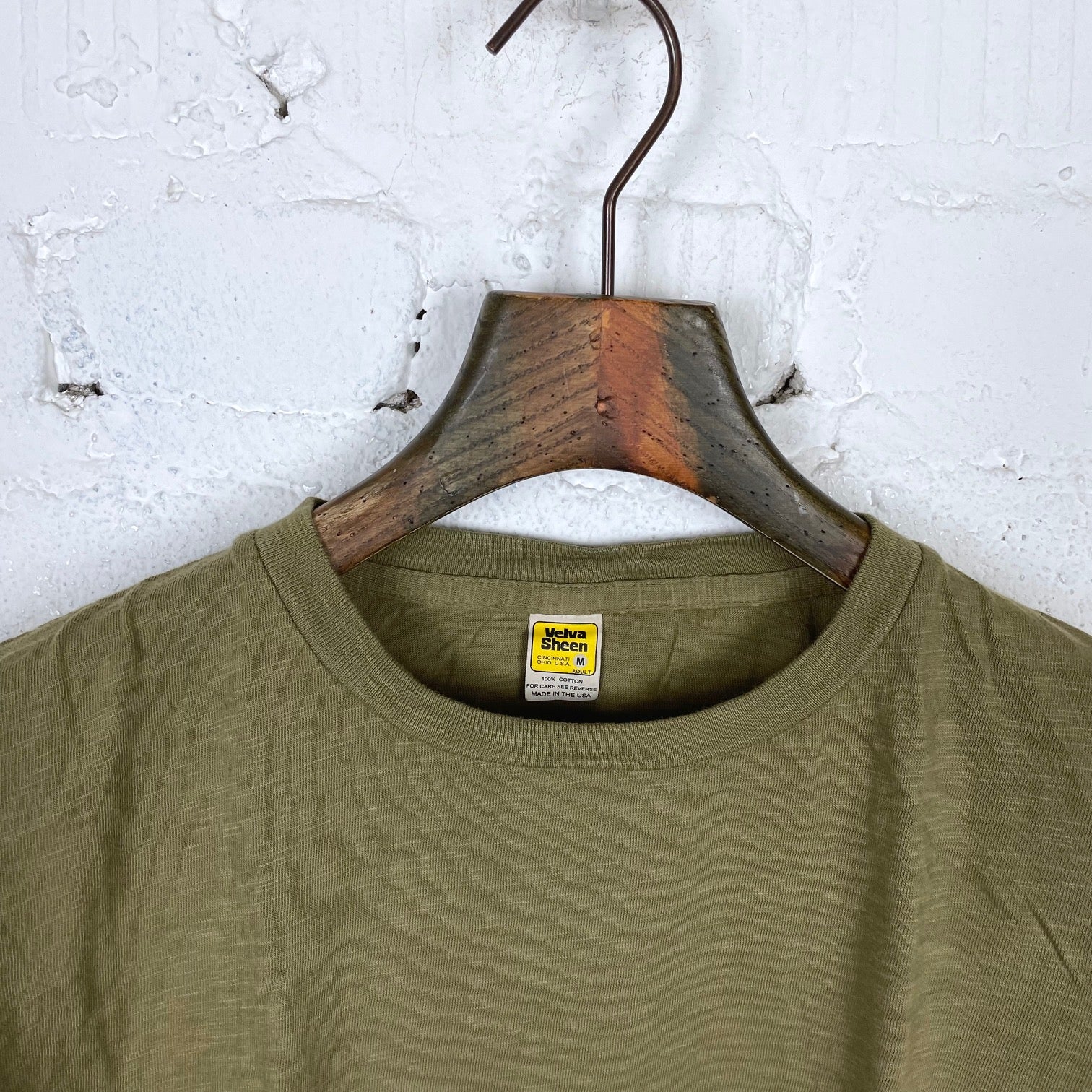 velva sheen | rolled s-s tee olive - Image 3