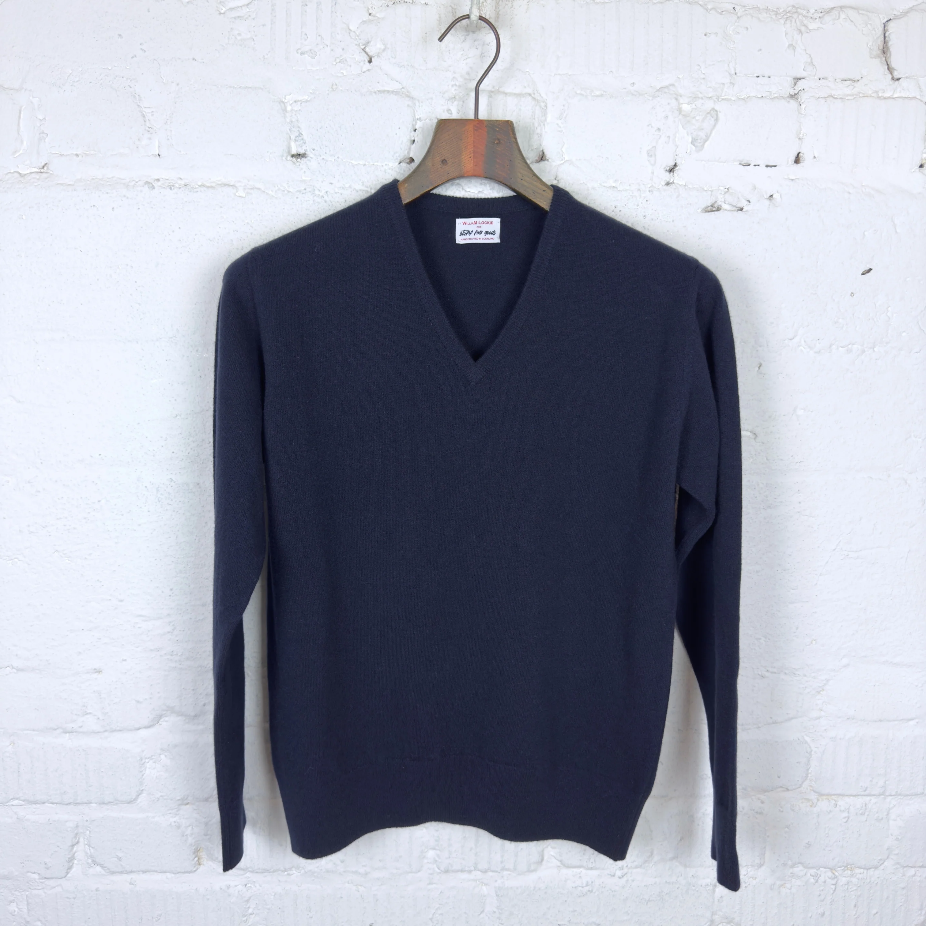william lockie x stuf|f | super geelong v-neck sweater - dark navy